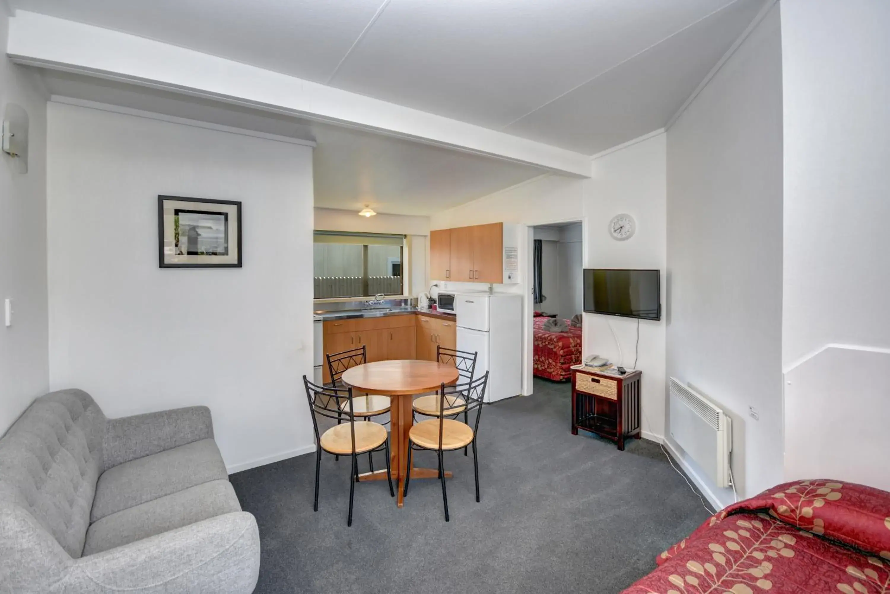 One-Bedroom Apartment in Garden Motel One-Bedroom Apartment in Garden Motel