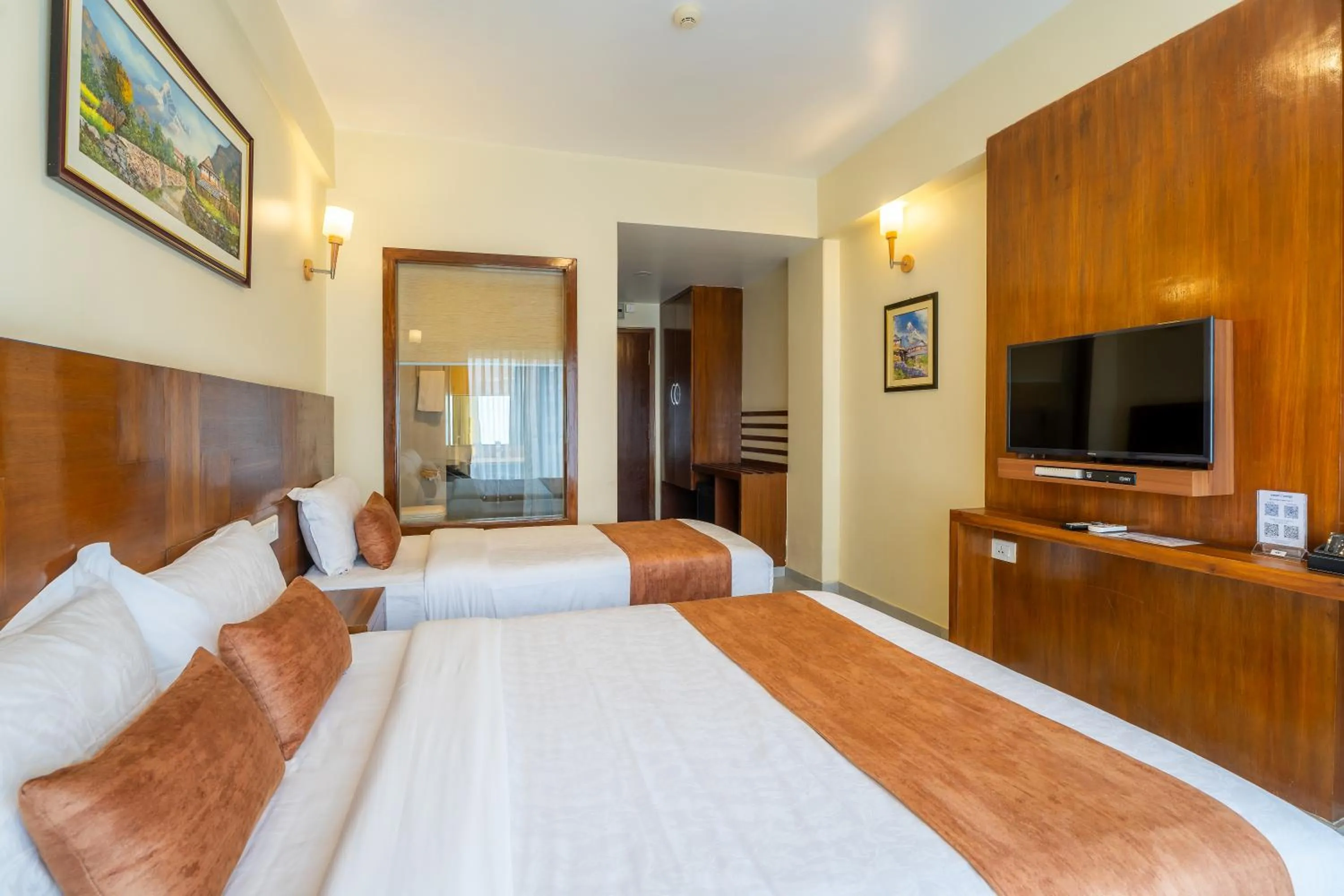 Communal lounge/ TV room, Bed in Hotel Haven O' Ganga