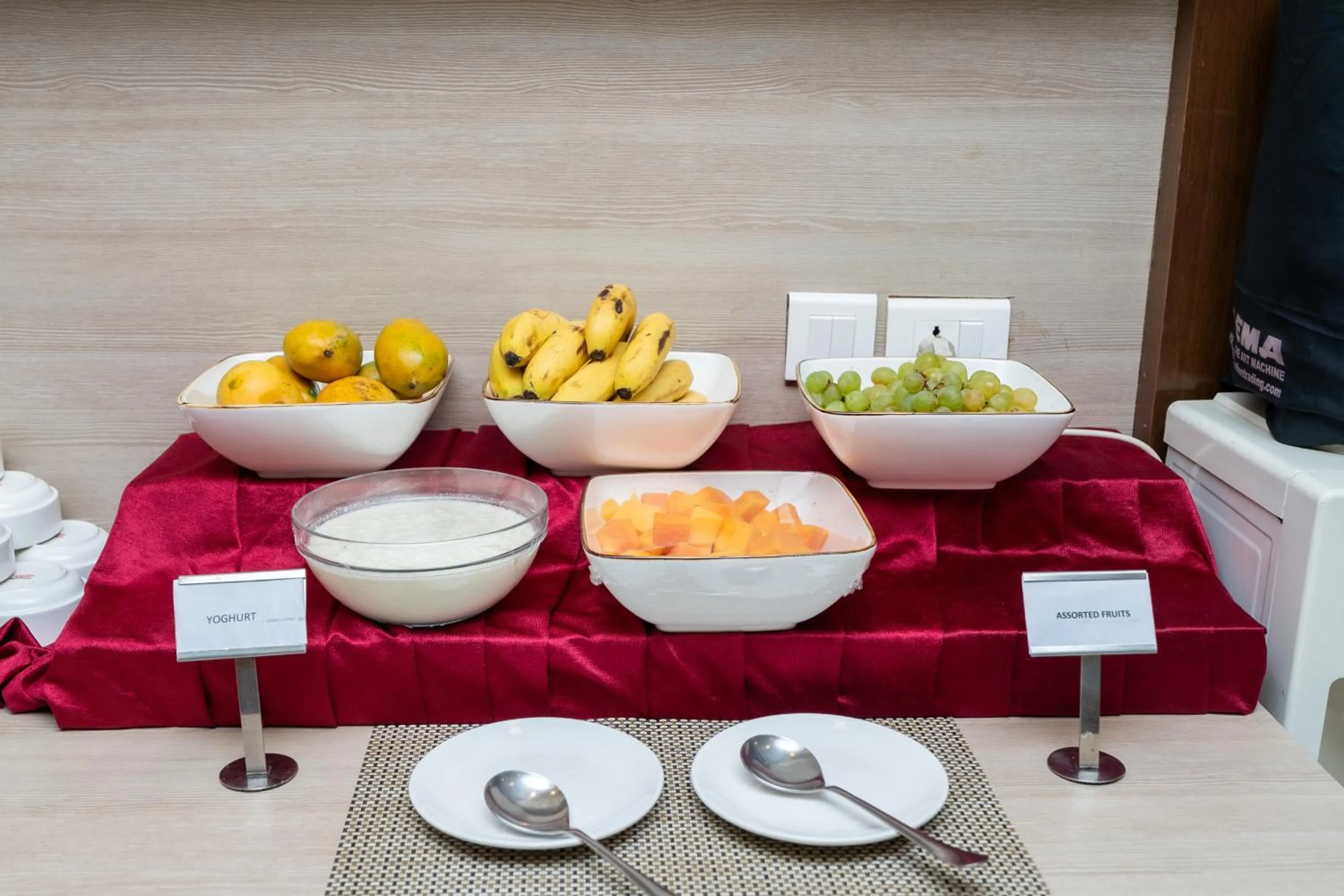 Food and drinks in Hotel Haven O' Ganga