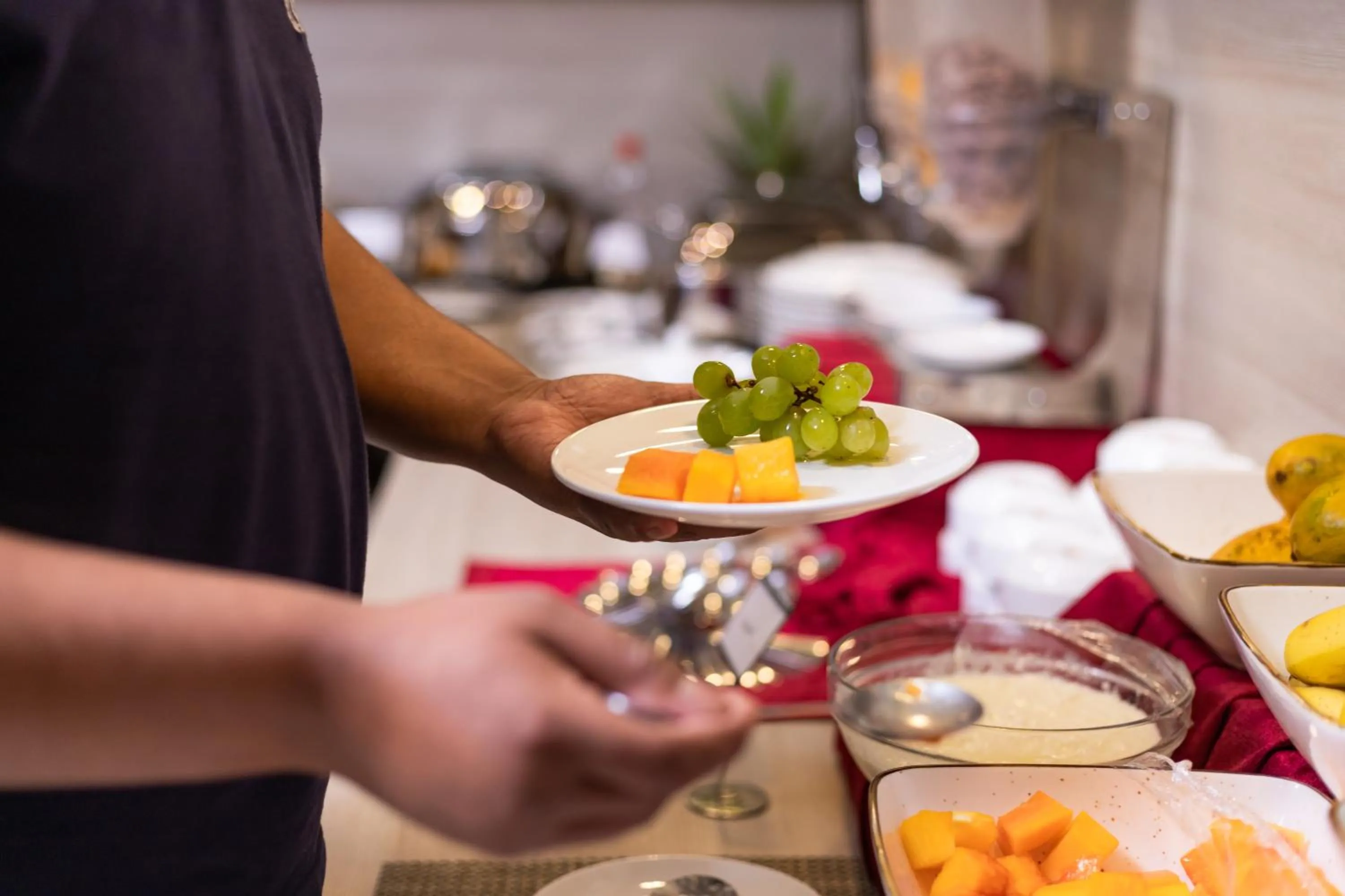 Restaurant/places to eat in Hotel Haven O' Ganga