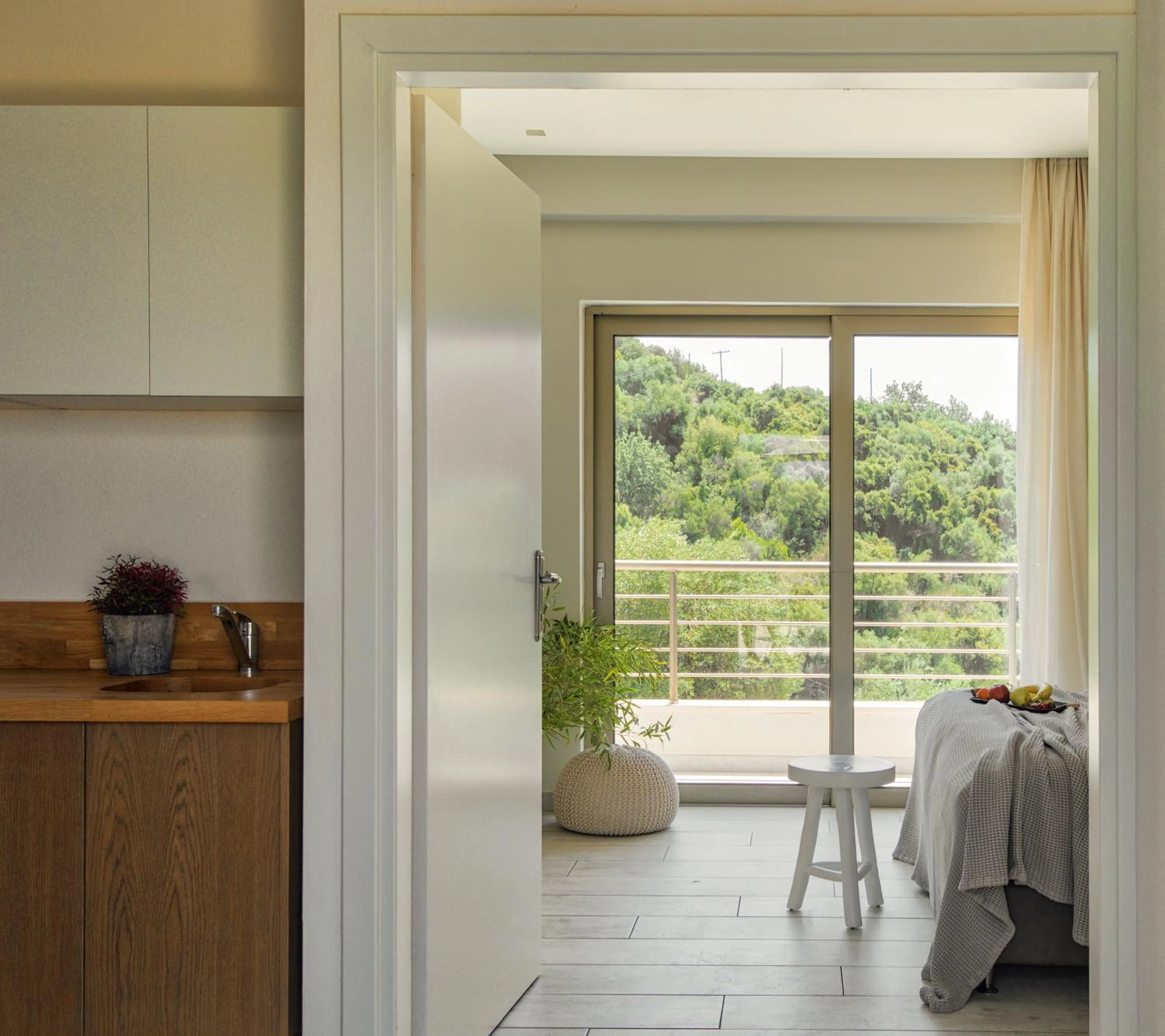 Mountain view in Prima Vista Beachfront Boutique Hotel