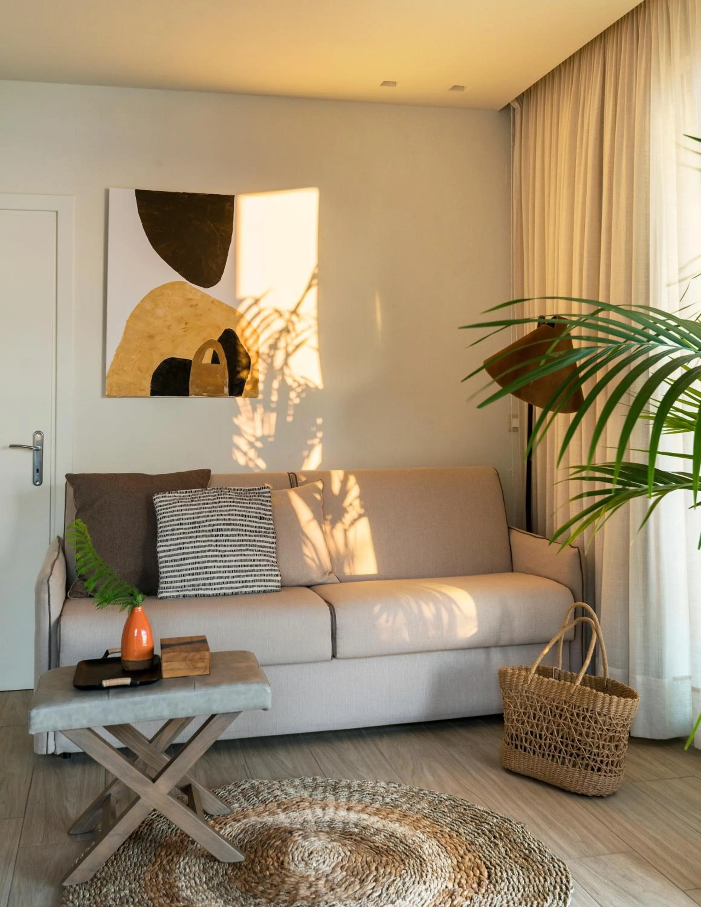 Living room in Prima Vista Beachfront Boutique Hotel