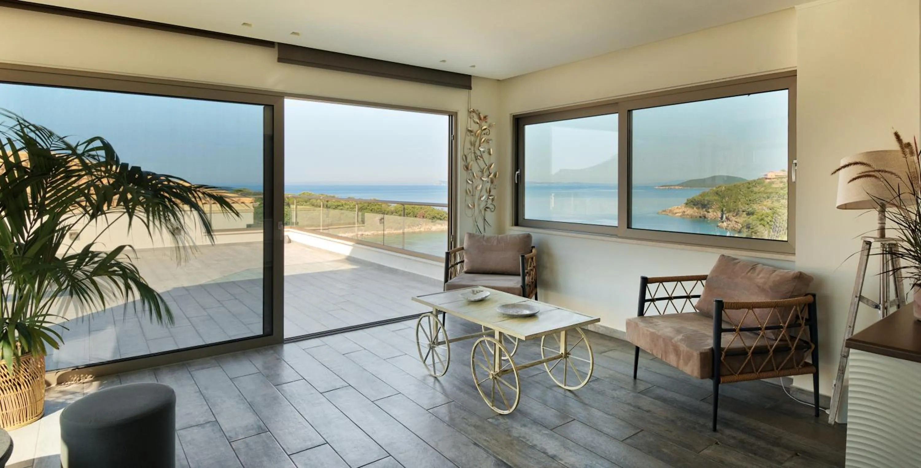 Lobby or reception in Prima Vista Beachfront Boutique Hotel