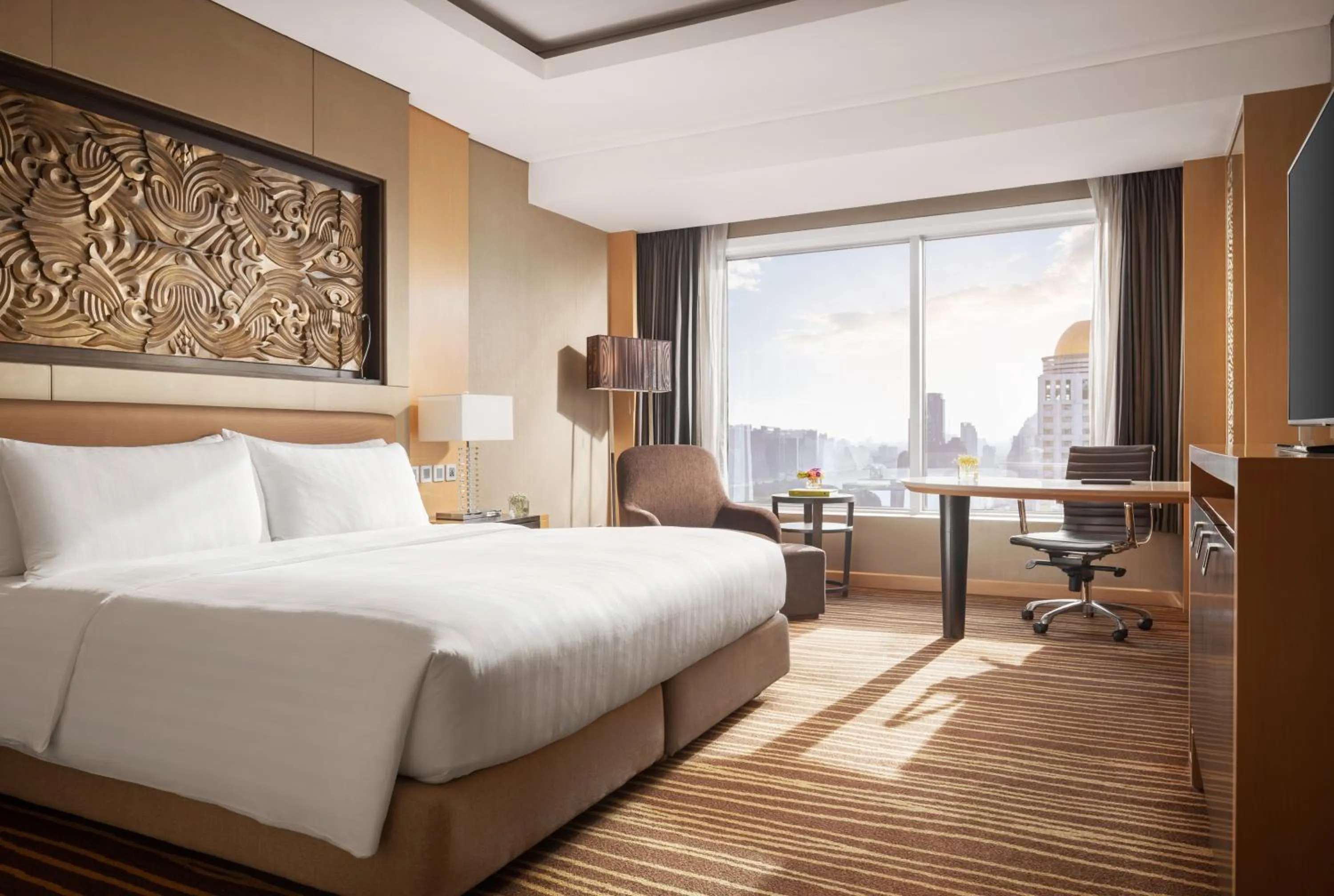 Bedroom, Bed in Amari Bangkok