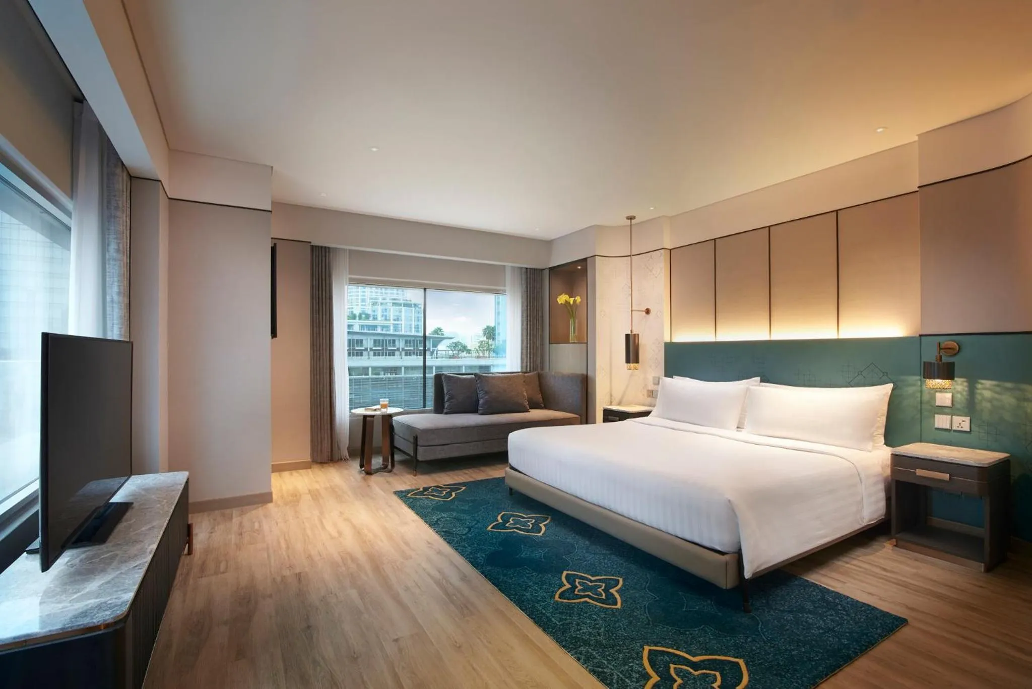 Photo of the whole room, Bed in Amari Bangkok