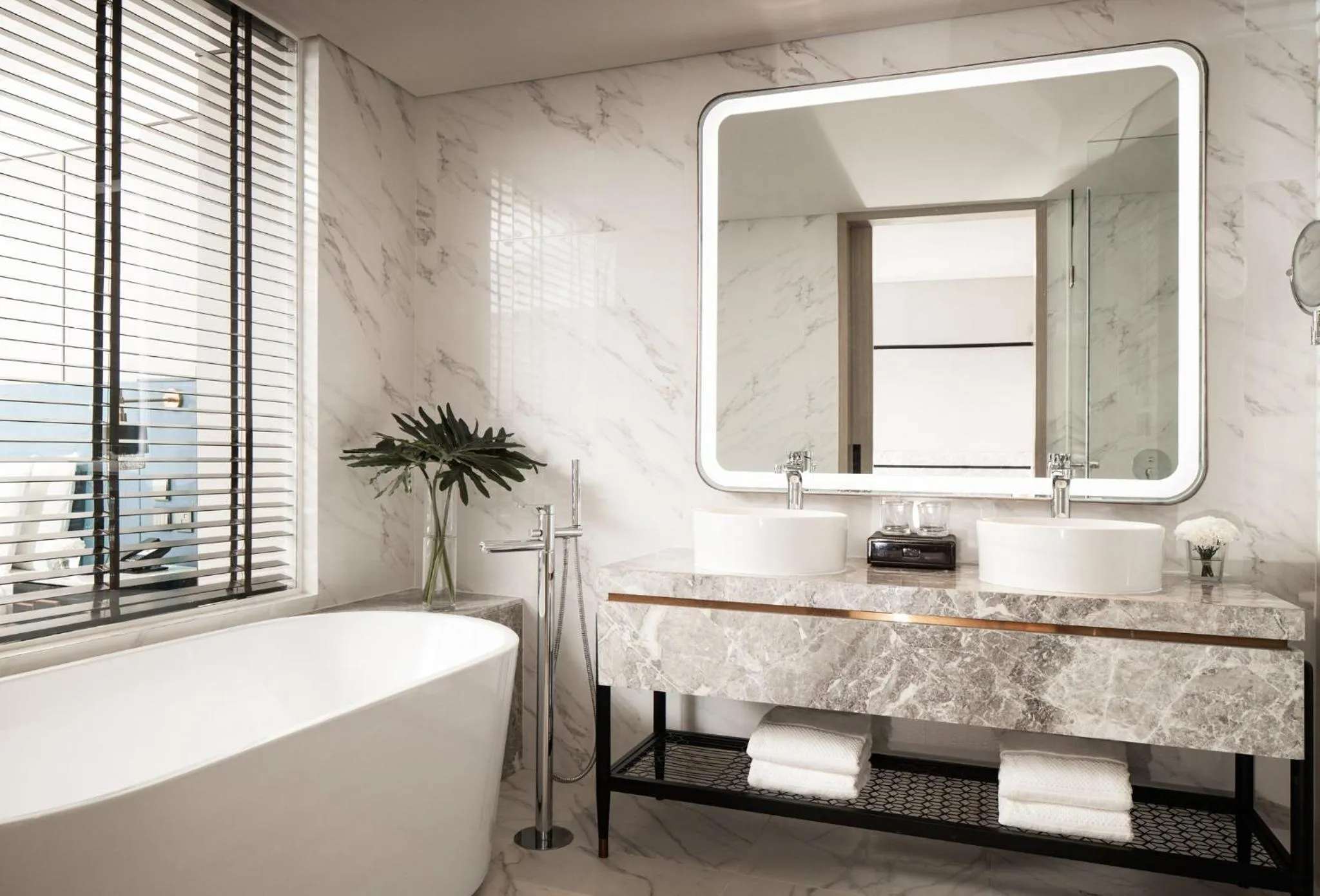 Photo of the whole room in Amari Bangkok