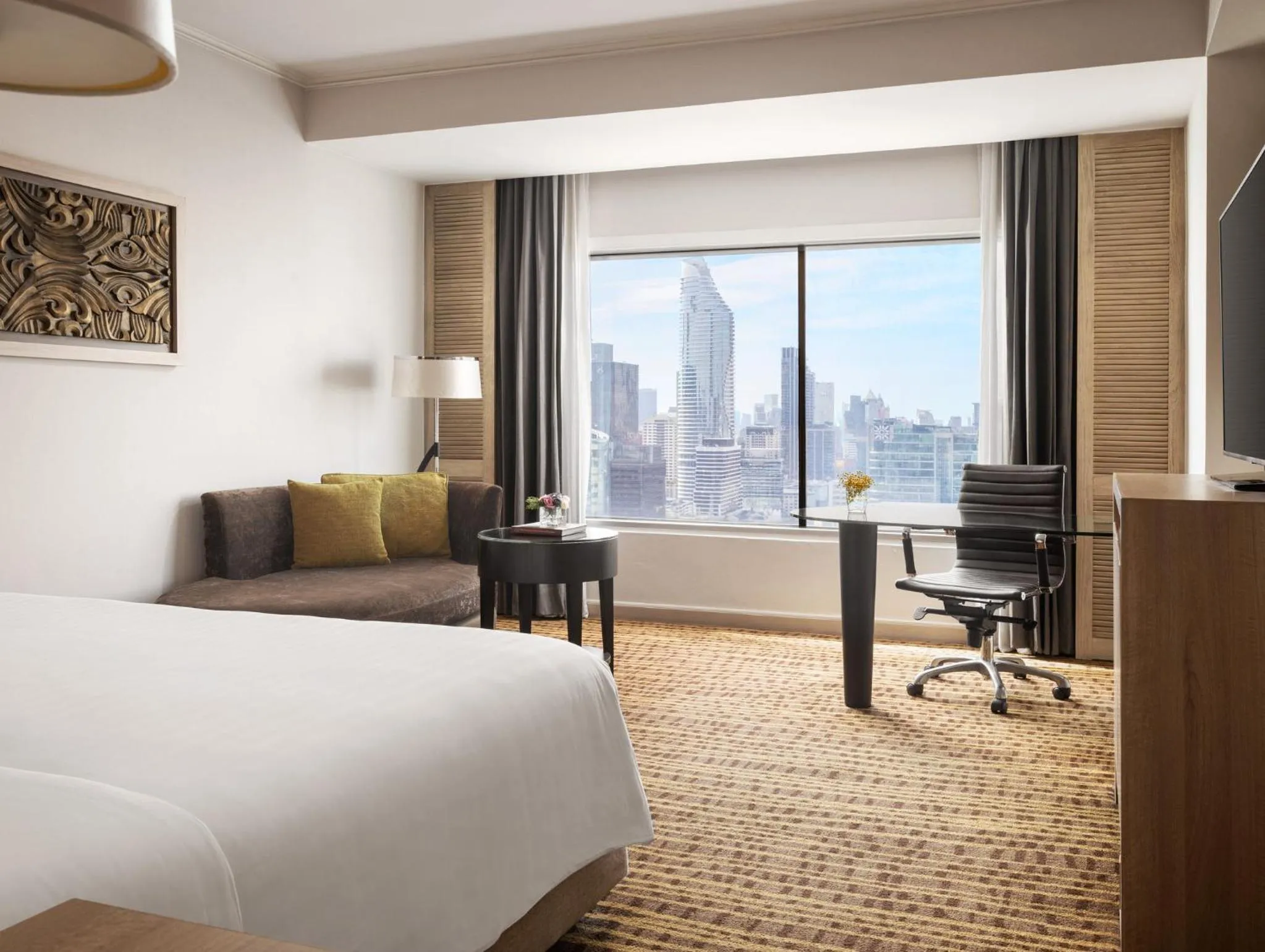 Photo of the whole room, Bed in Amari Bangkok