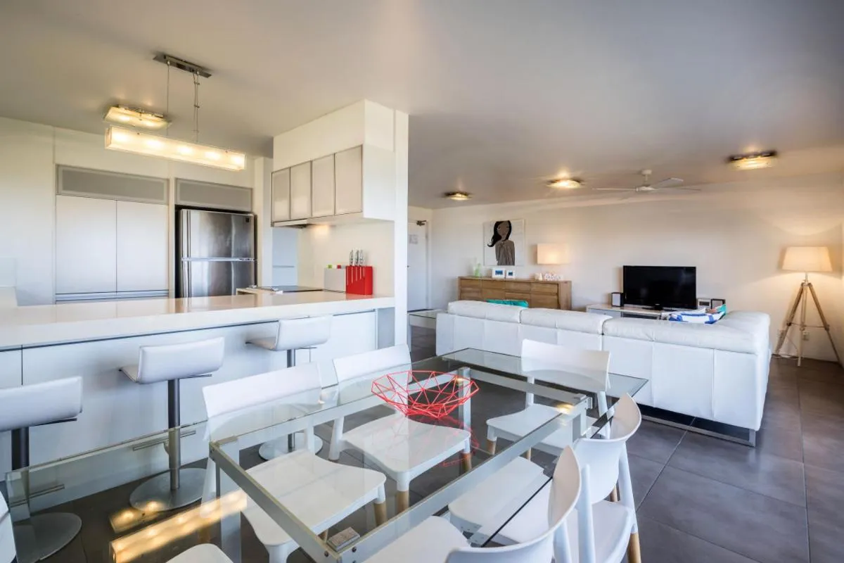Dining area in Sunseeker Holiday Apartments