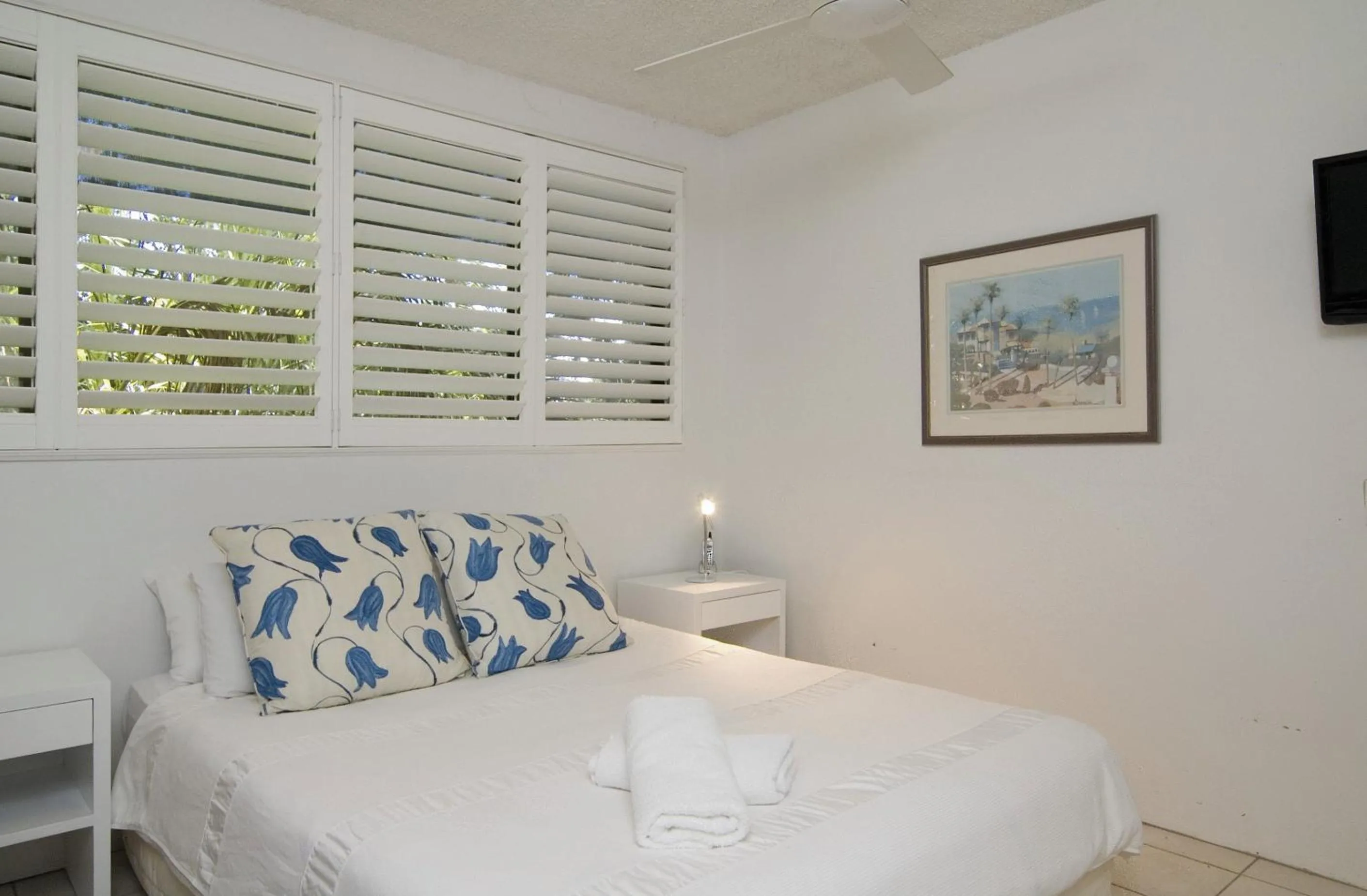 Photo of the whole room, Bed in Sunseeker Holiday Apartments