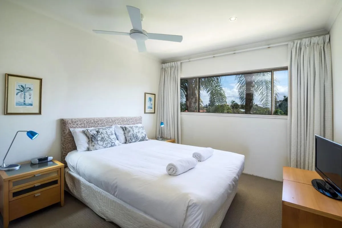 Bedroom, Bed in Sunseeker Holiday Apartments