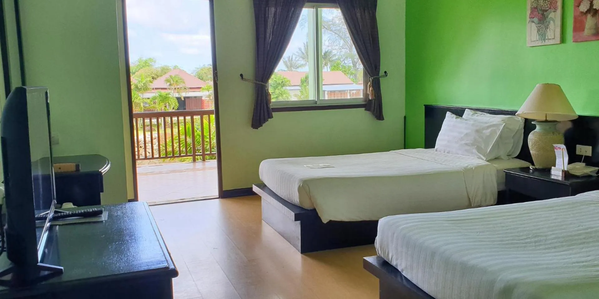 Property building, Bed in Klong Prao Resort