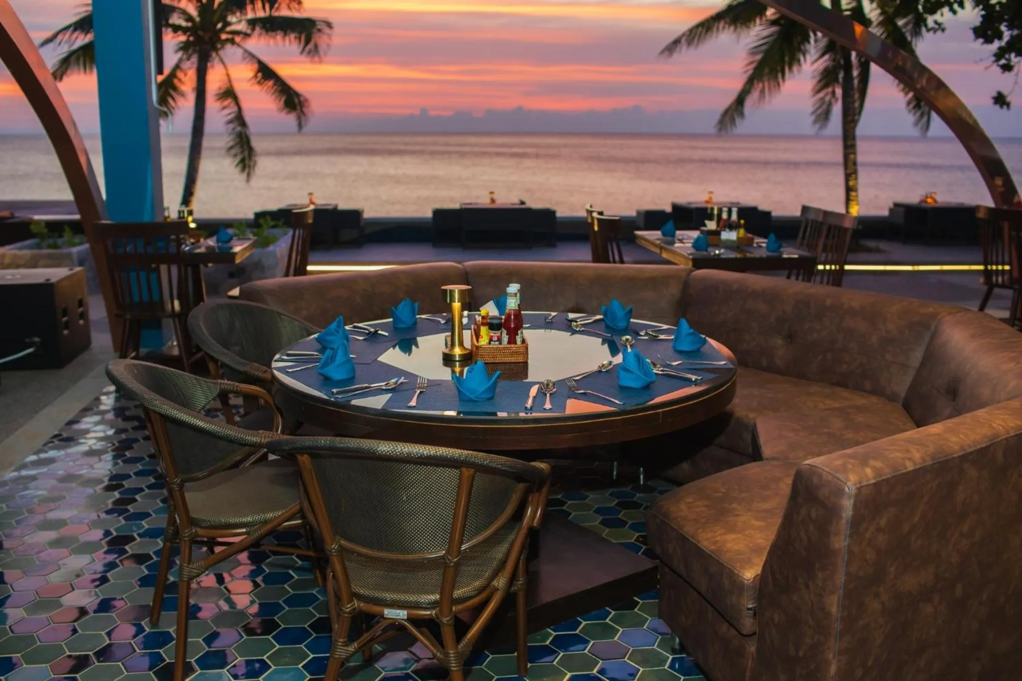 Restaurant/places to eat in Koh Chang Grandview Resort