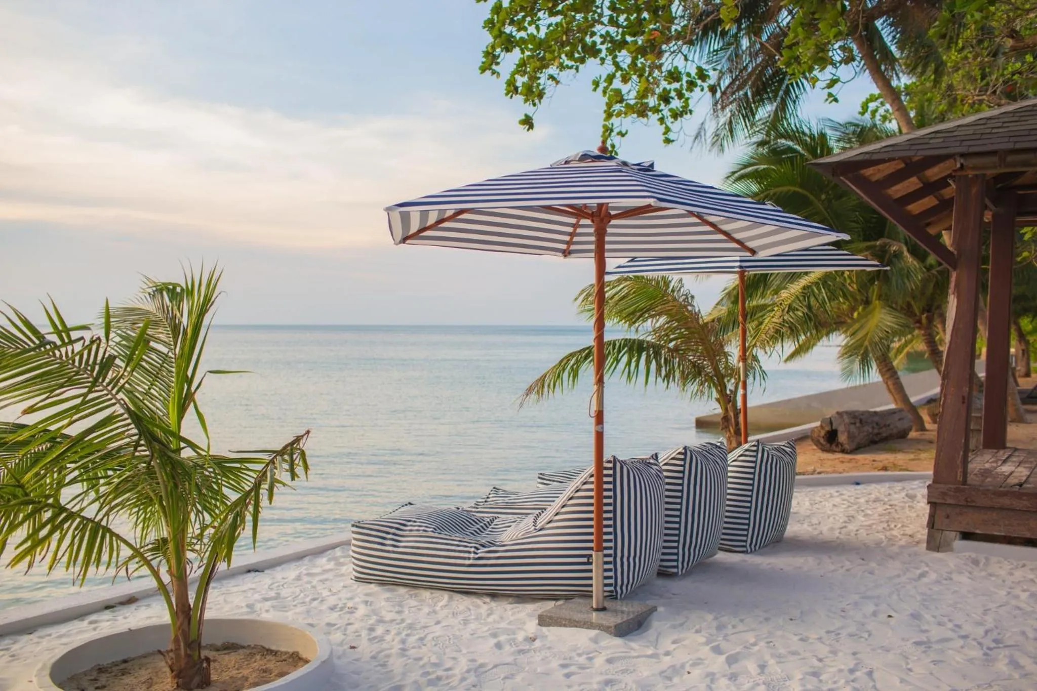 Restaurant/places to eat in Koh Chang Grandview Resort