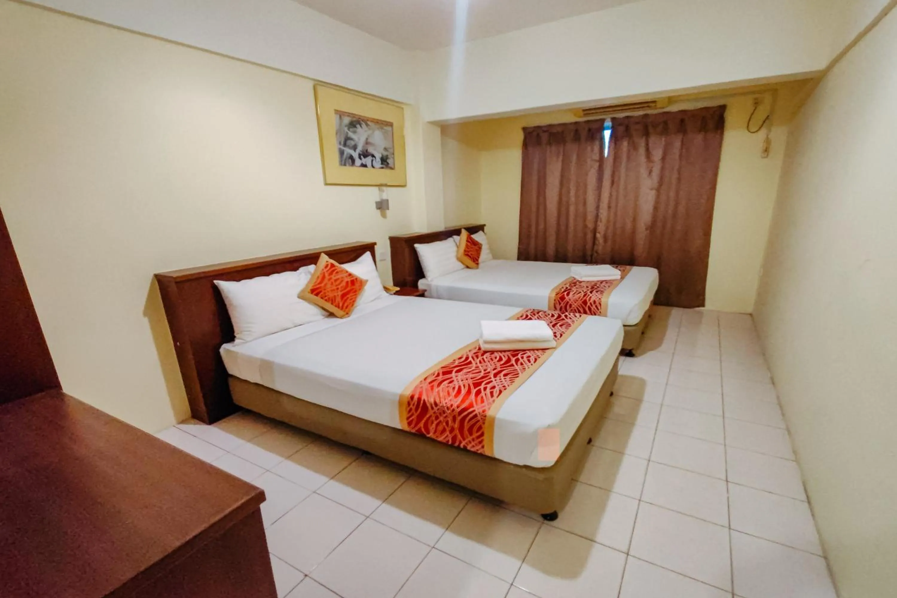 Bedroom, Bed in Virgo Batik Resort Teluk Batik Lumut