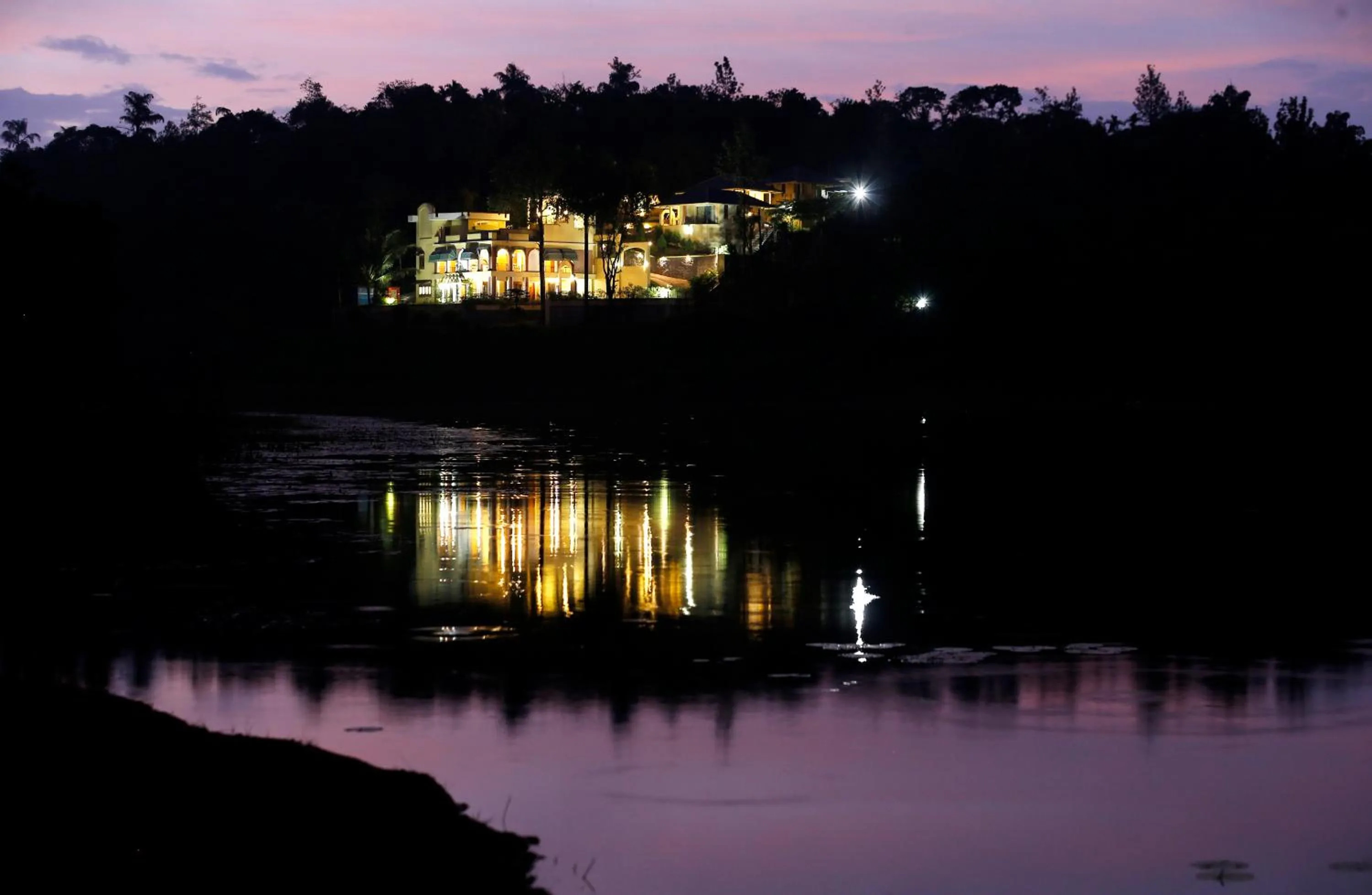 Vista Del Lago