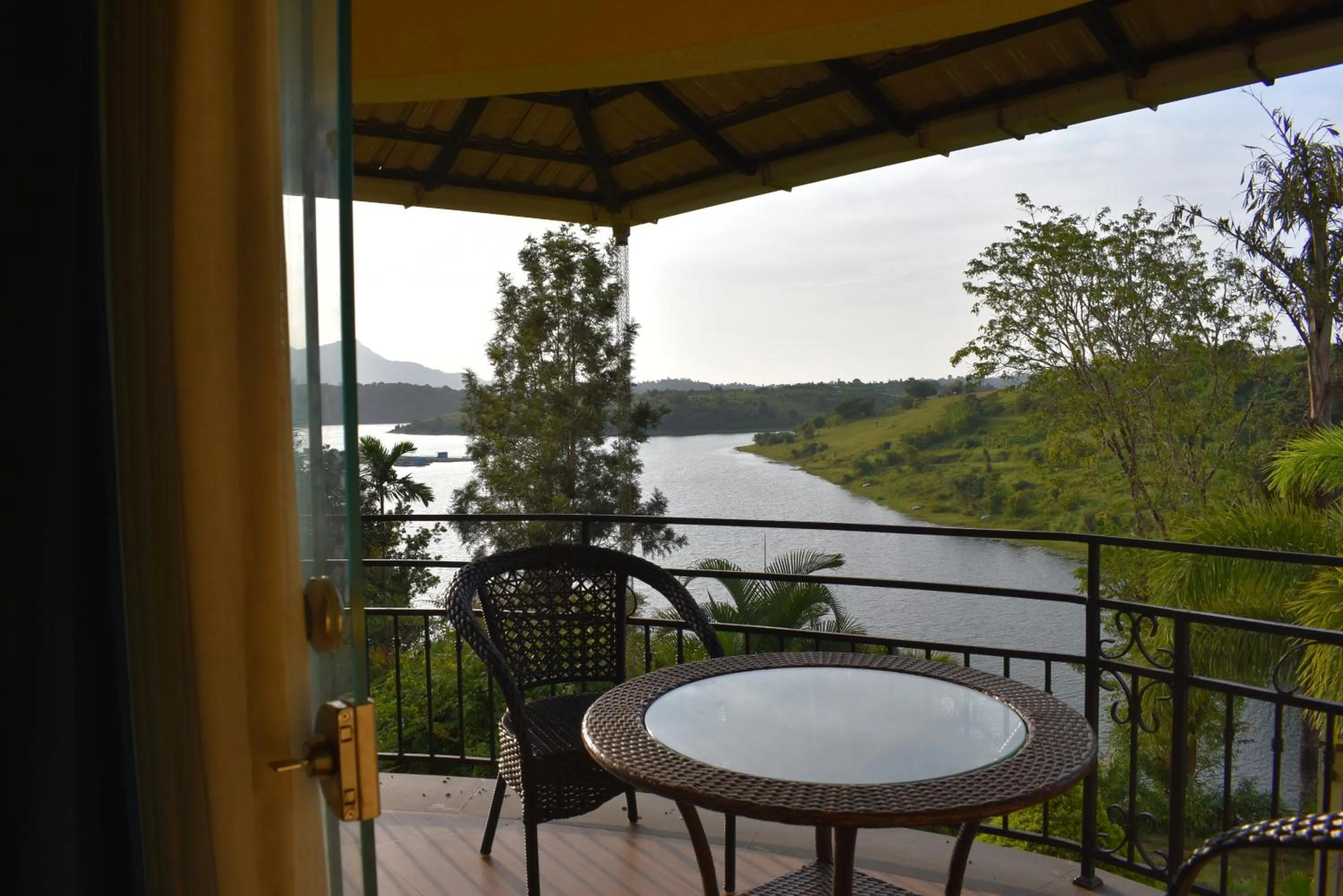 Double Room with Mountain View in Vista Del Lago