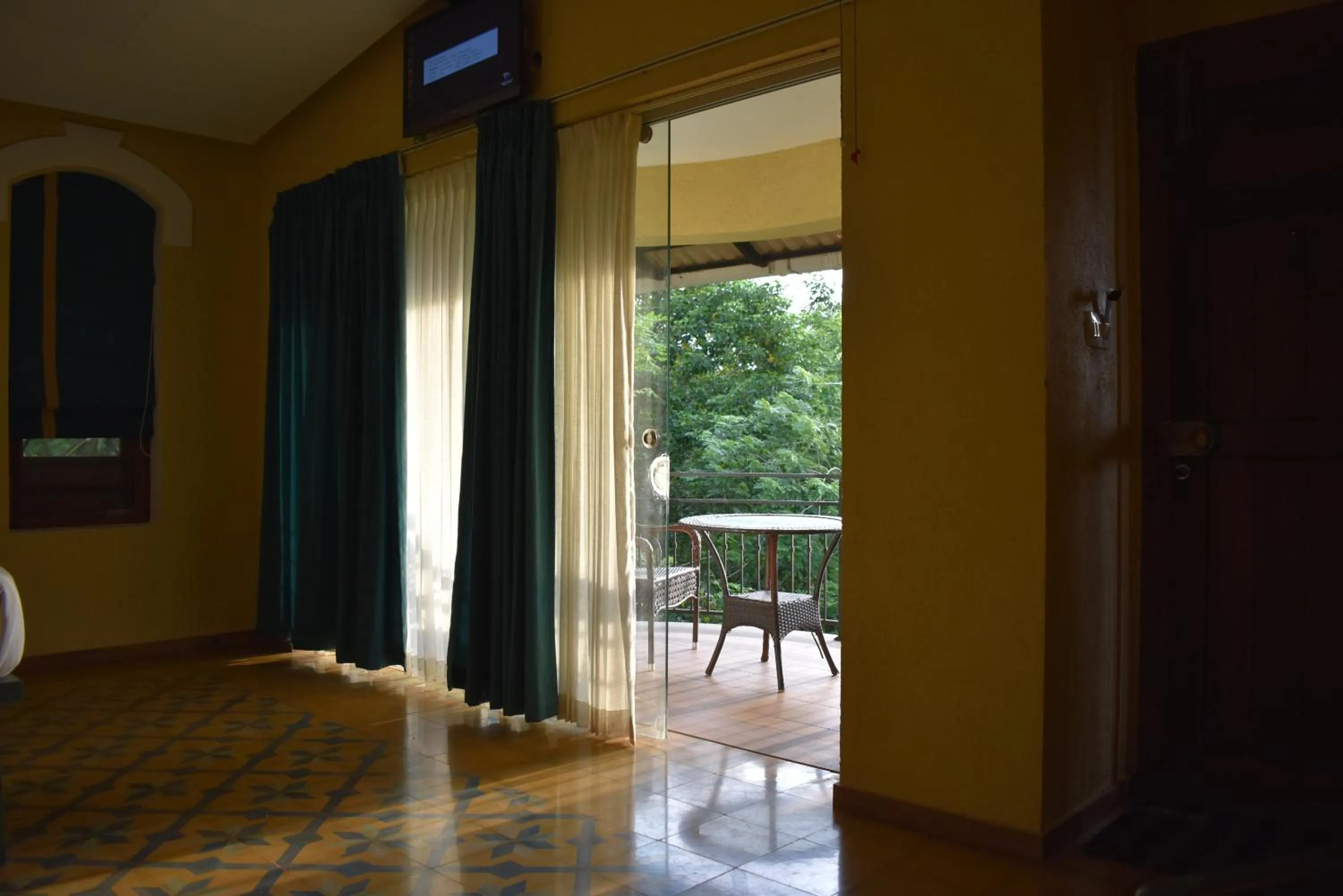 Vista Del Lago