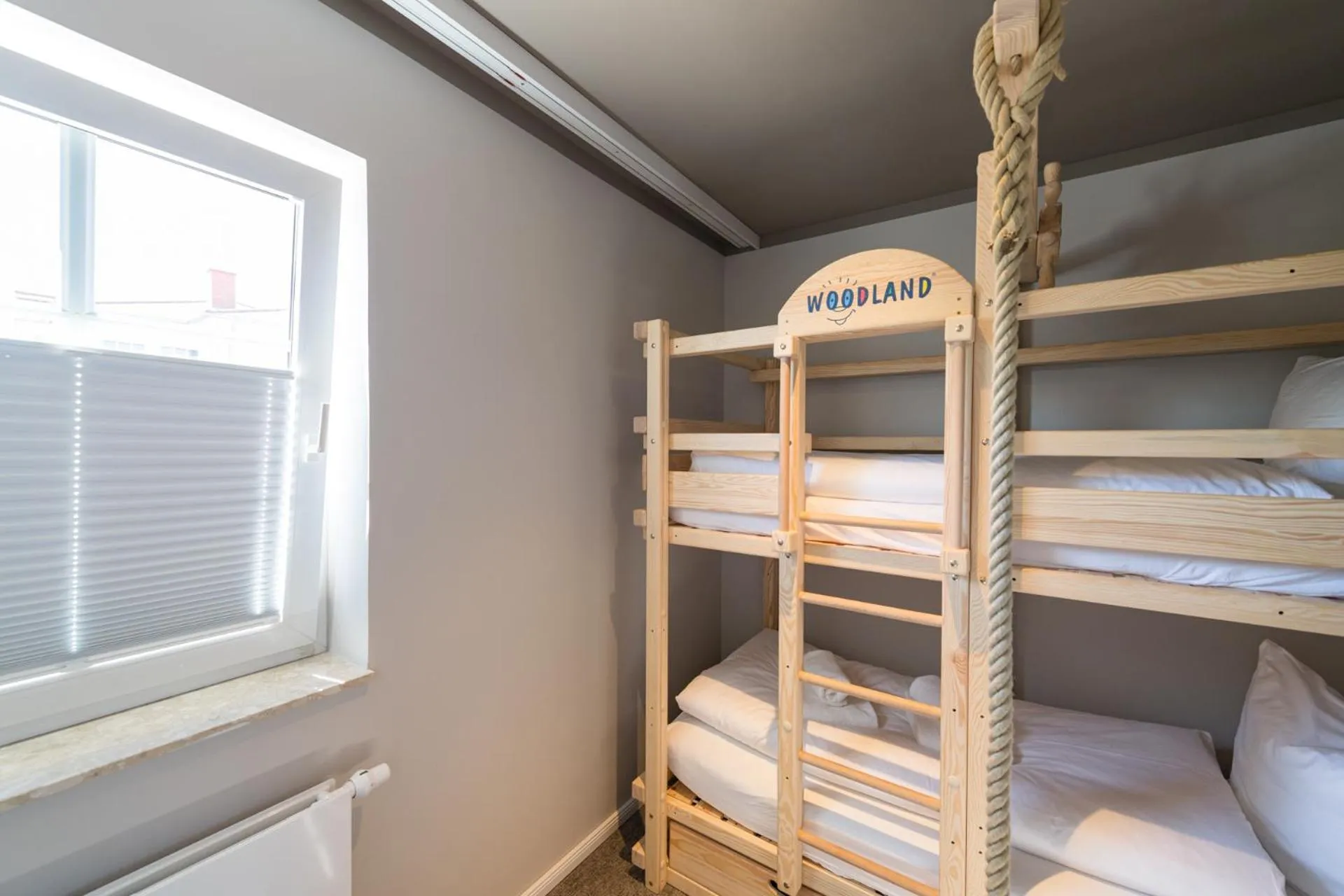 bunk bed, Bed in Hafenhotel zu Putbus