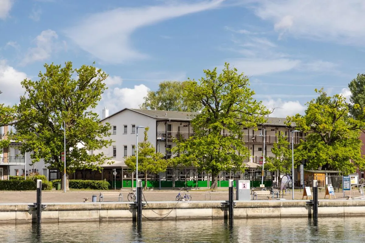 Property building in Hafenhotel zu Putbus