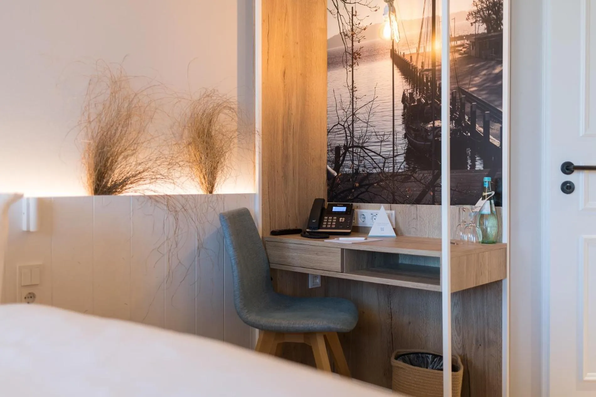 Photo of the whole room, Bed in Hafenhotel zu Putbus