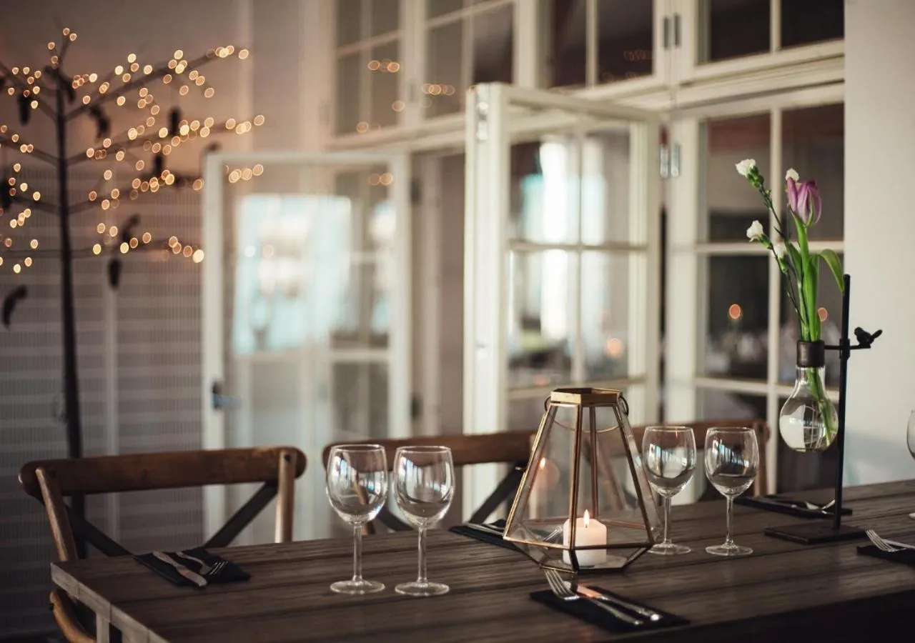 Restaurant/places to eat in Elisefarm