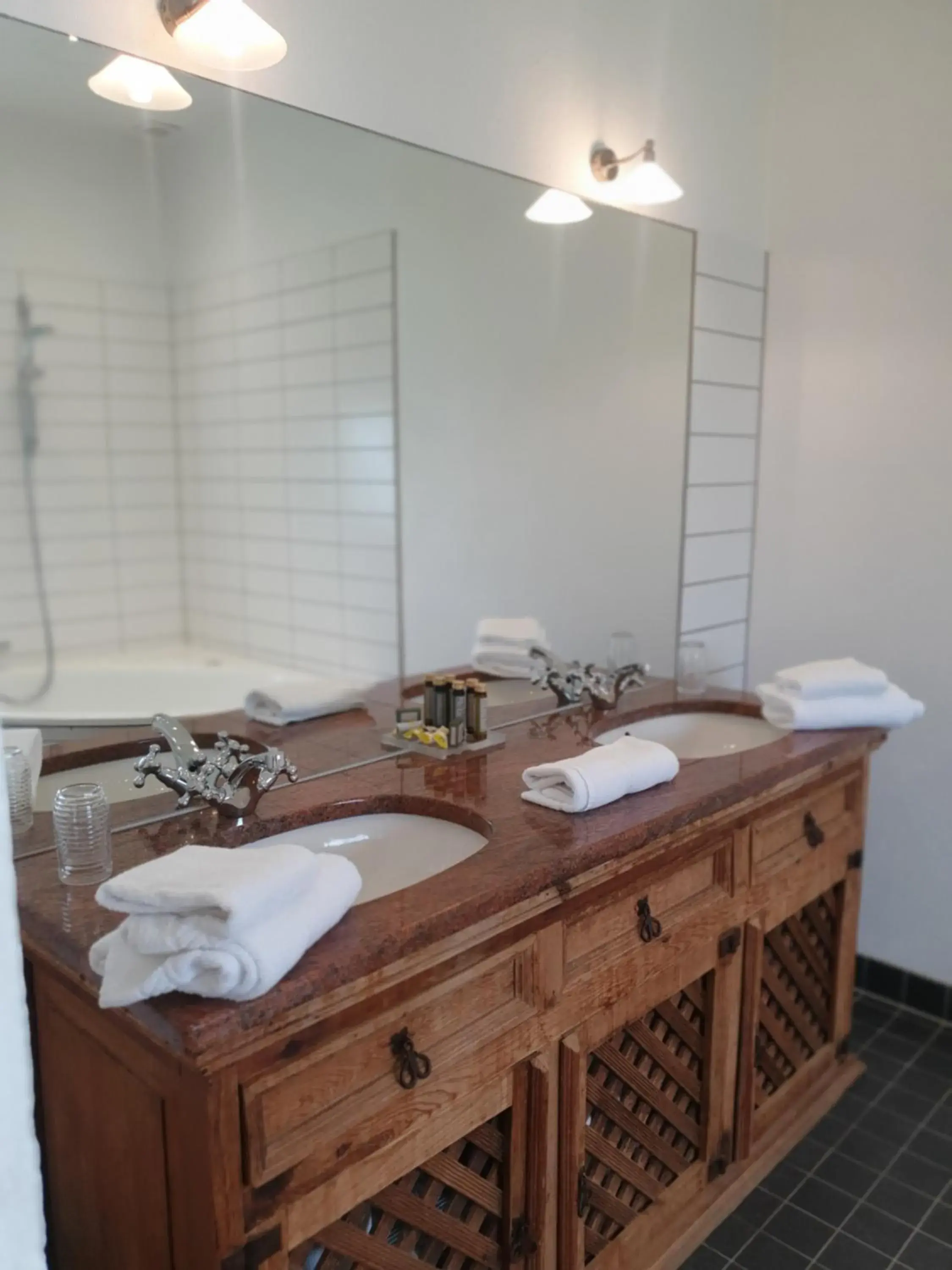 Suite - single occupancy in Elisefarm Suite - single occupancy in Elisefarm