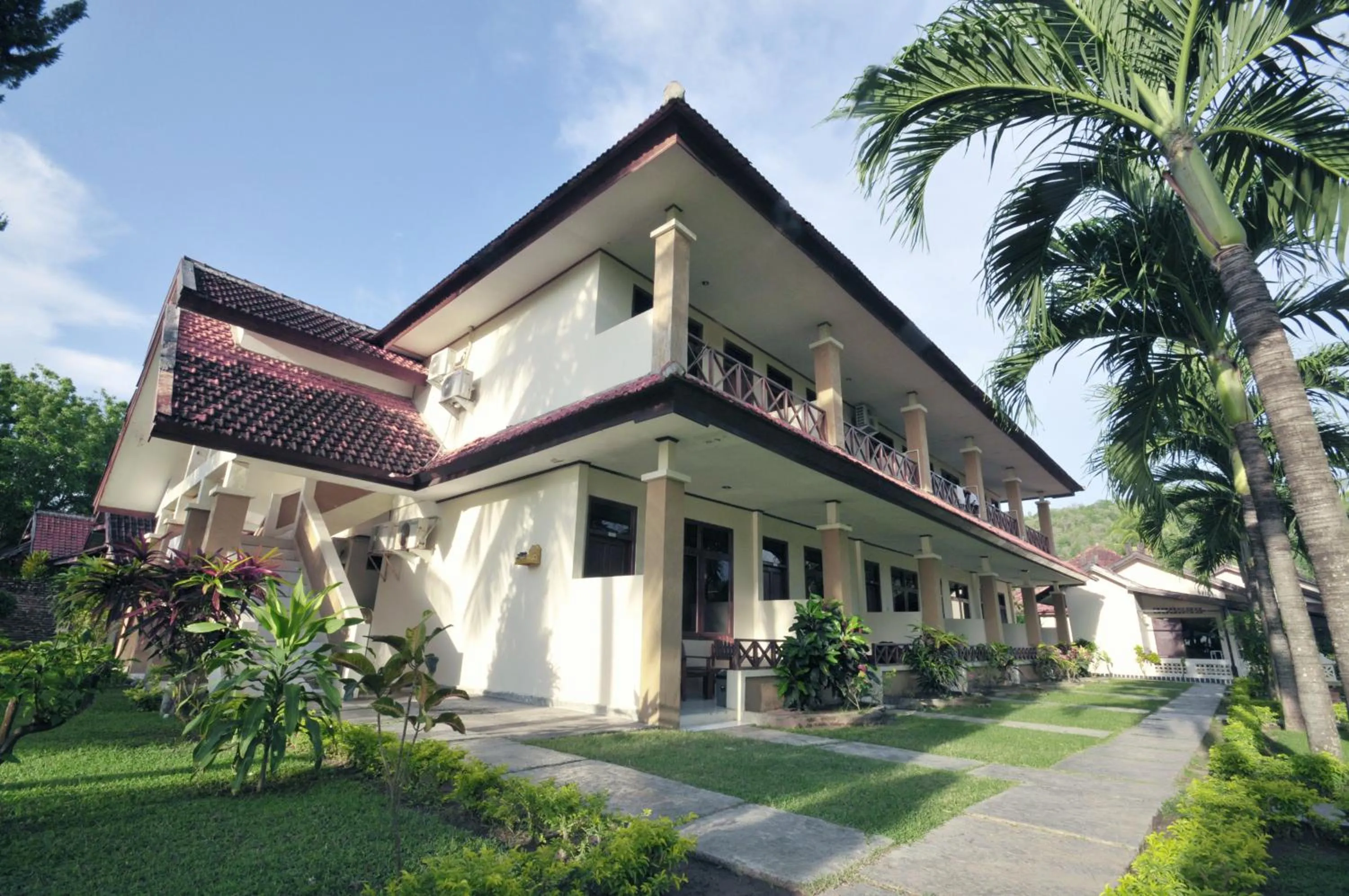 Aman Gati Hotel Lakey