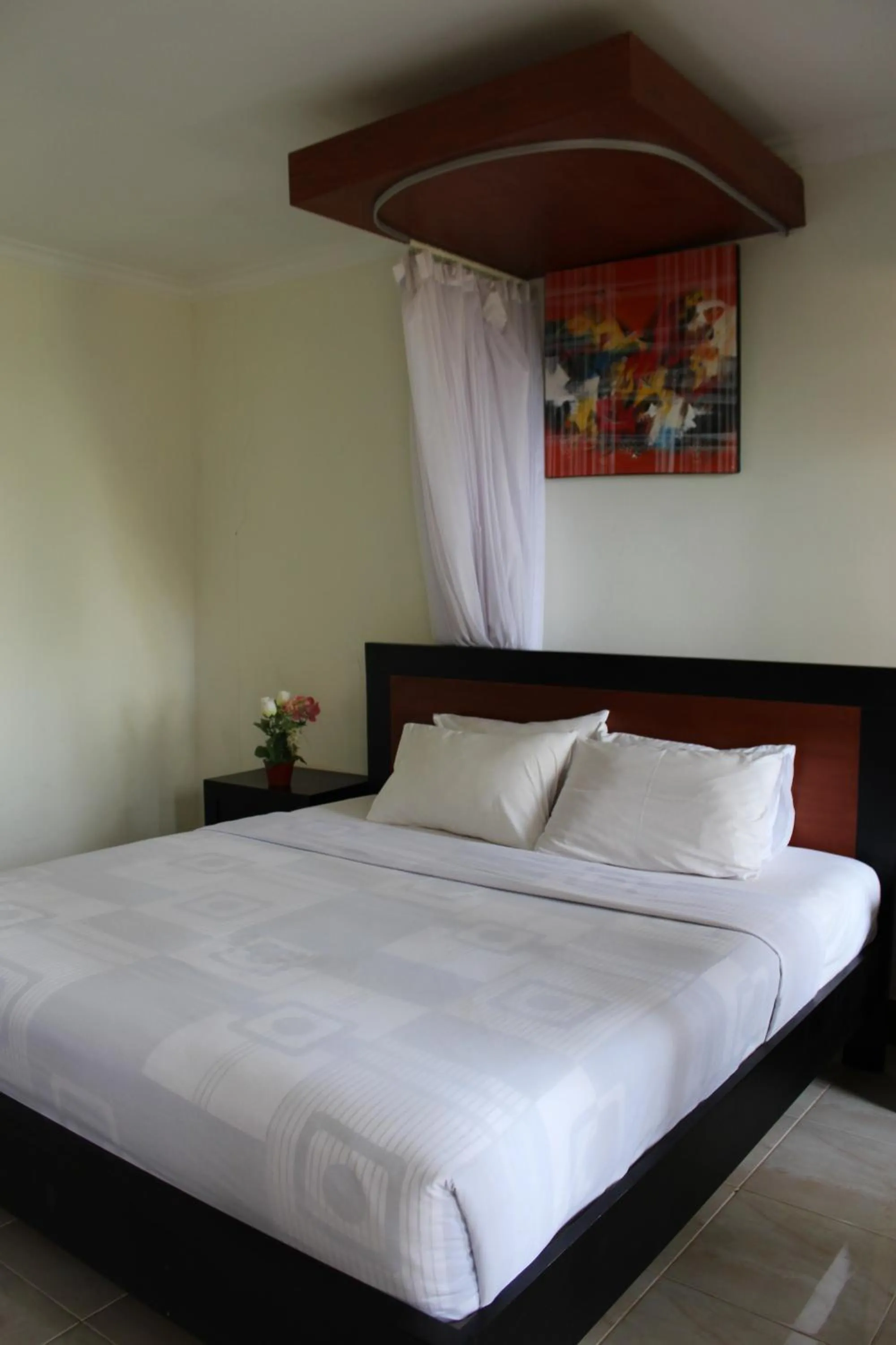 Bed in Aman Gati Hotel Lakey