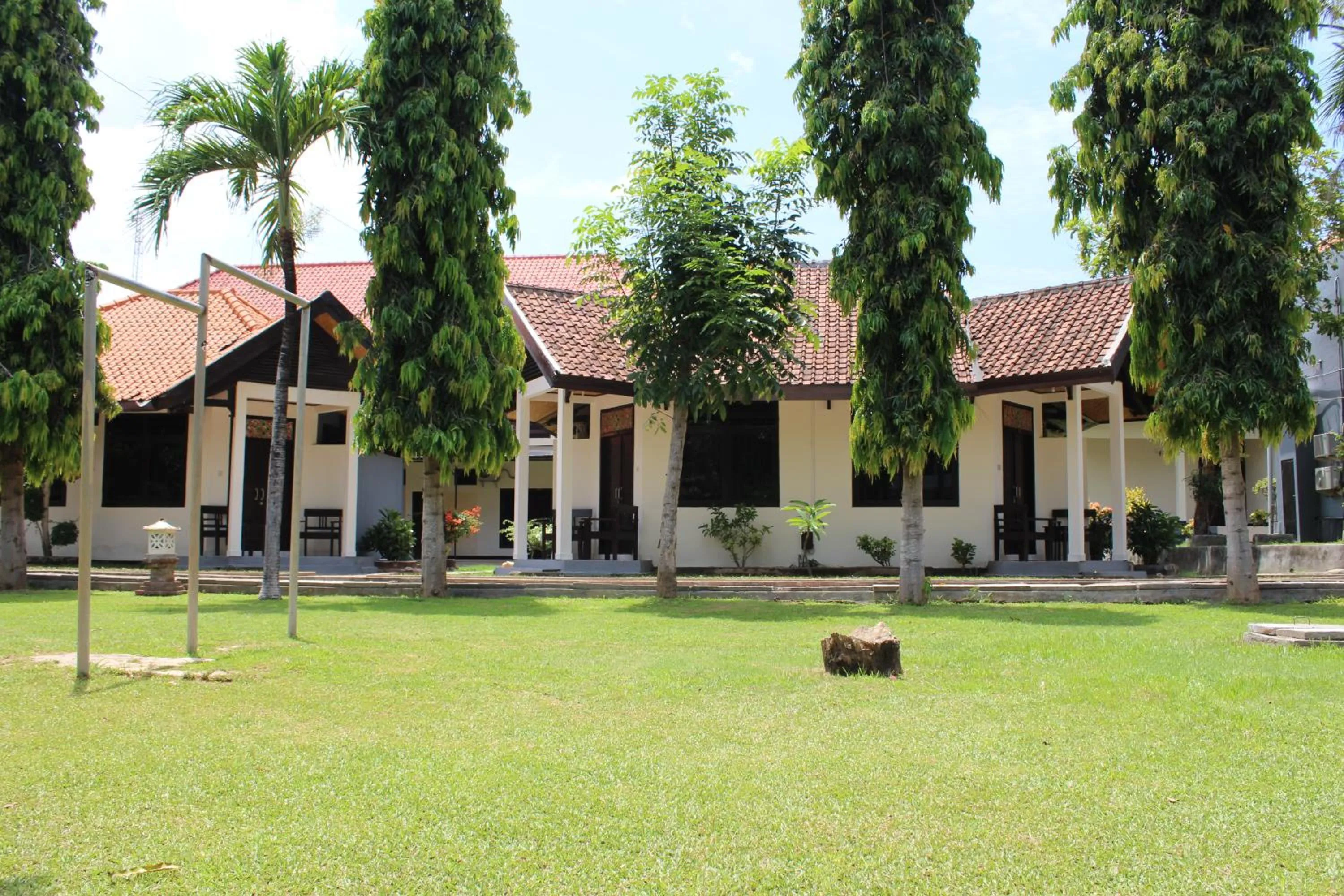 Aman Gati Hotel Lakey