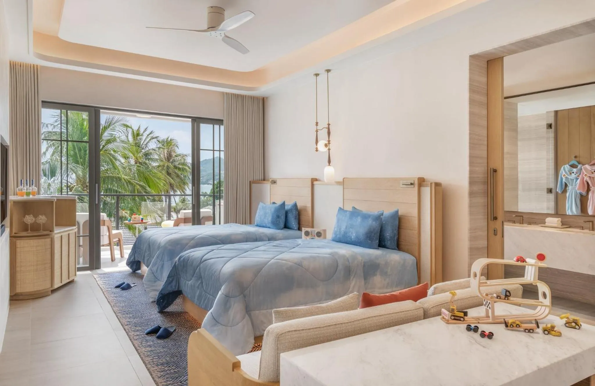 Property building, Bed in Centara Reserve Samui