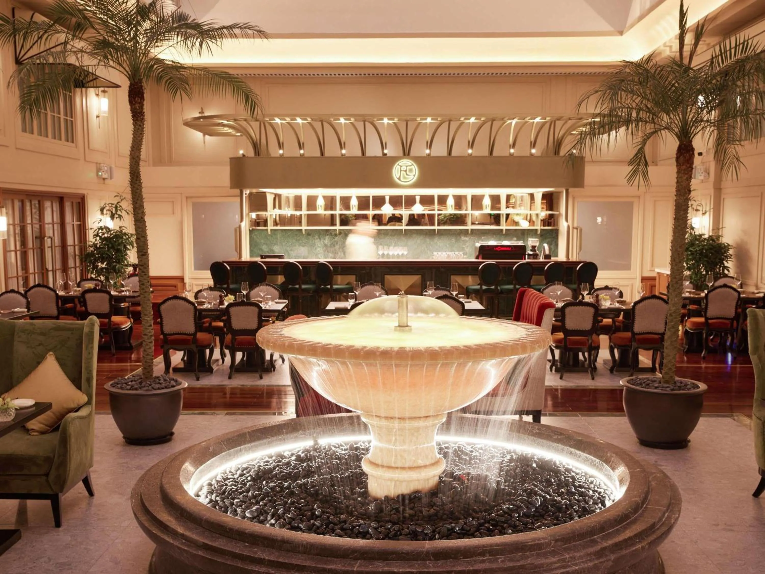 Restaurant/places to eat in Hotel de l'Opera Hanoi - MGallery