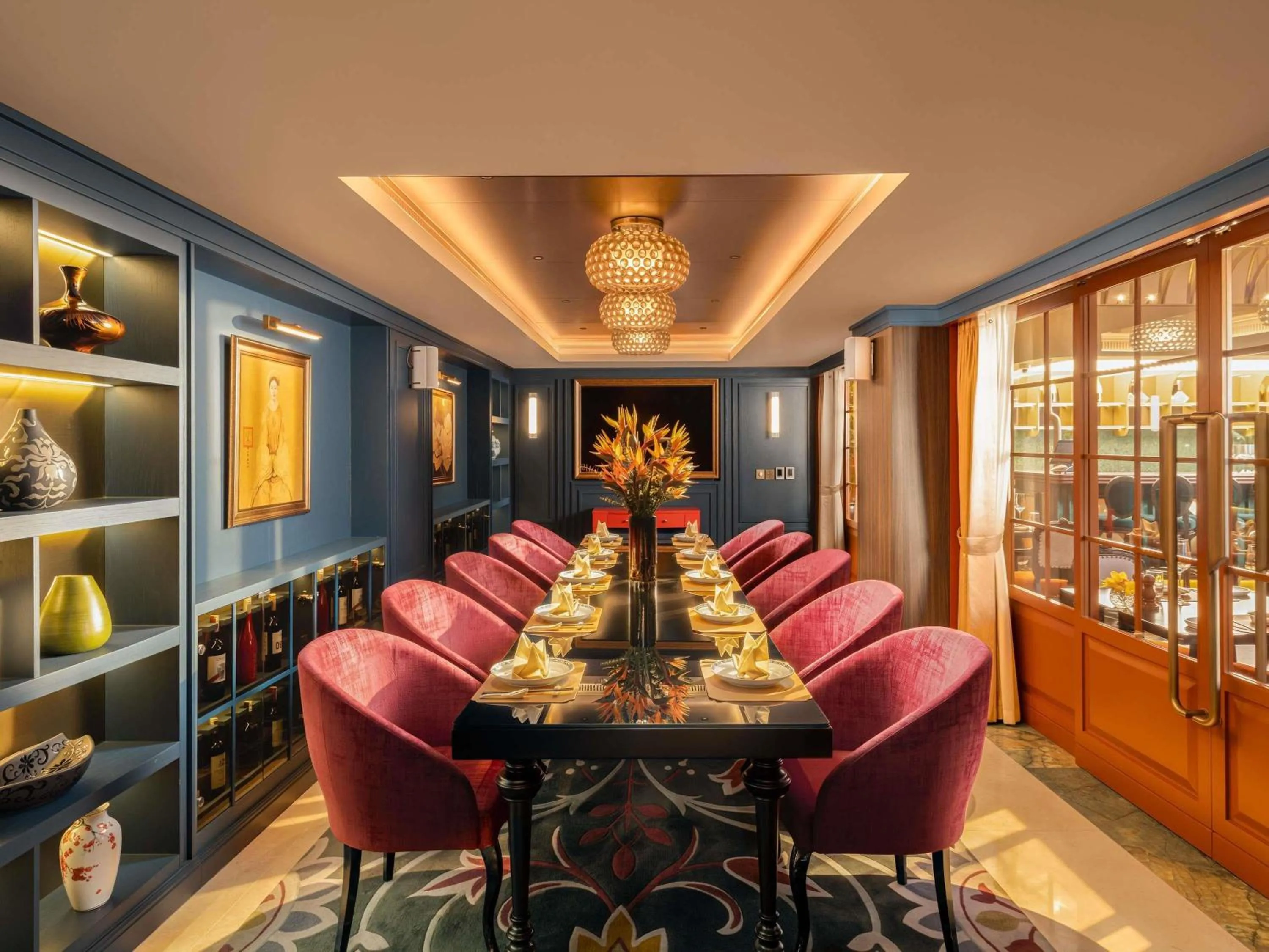 Restaurant/places to eat in Hotel de l'Opera Hanoi - MGallery