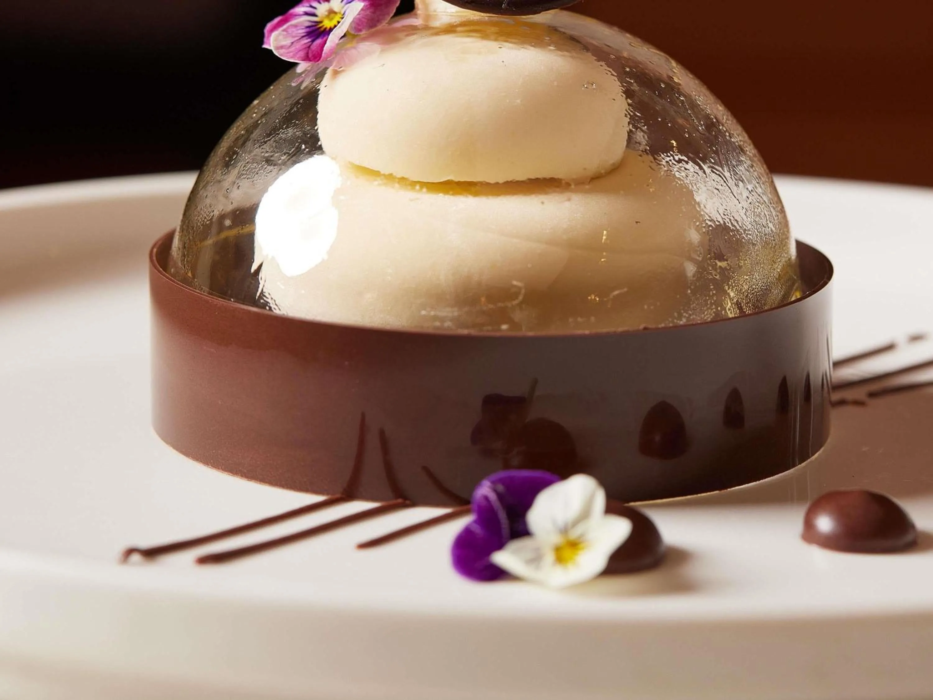 Restaurant/places to eat in Hotel de l'Opera Hanoi - MGallery