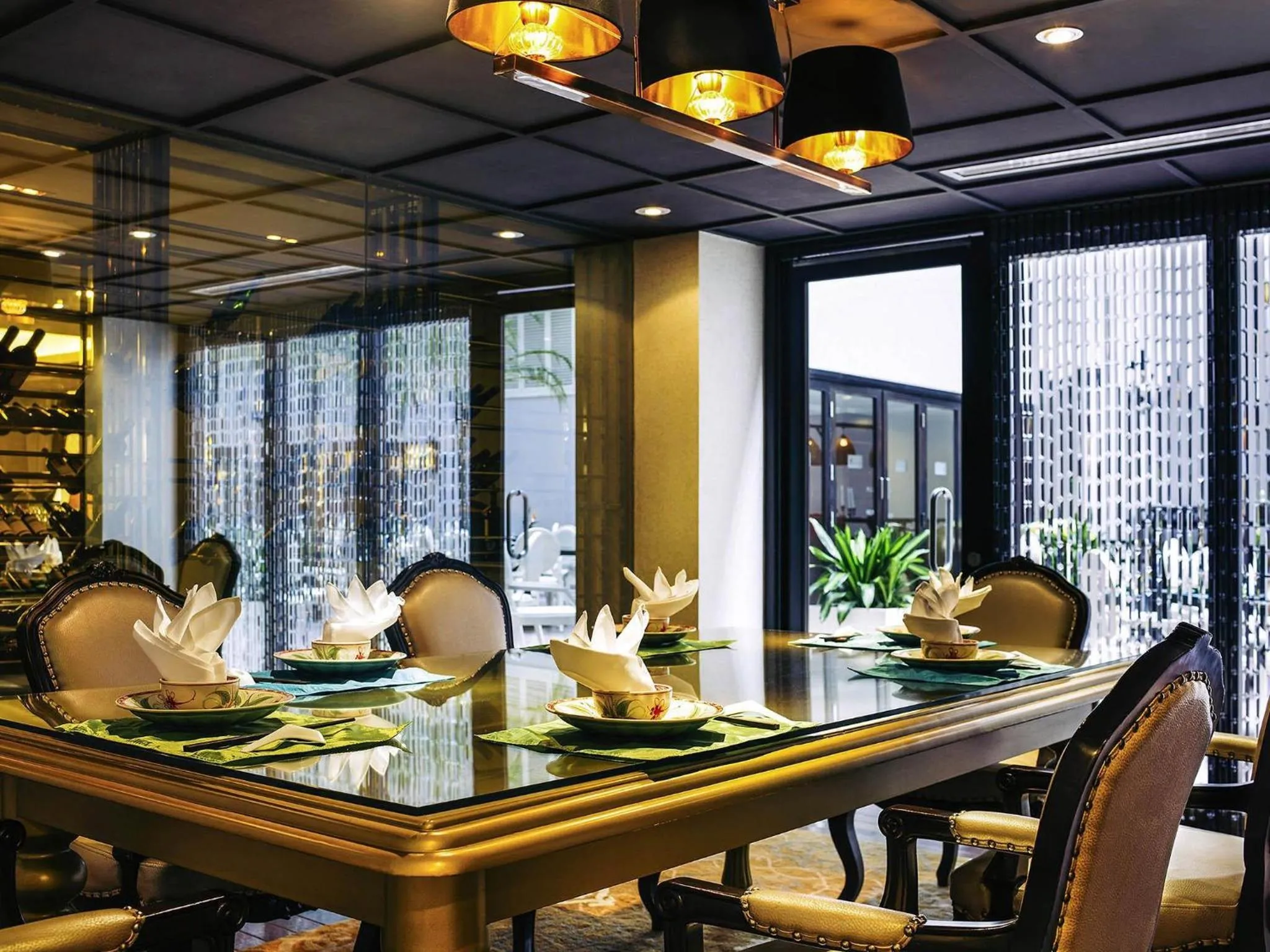 Restaurant/places to eat in Hotel de l'Opera Hanoi - MGallery