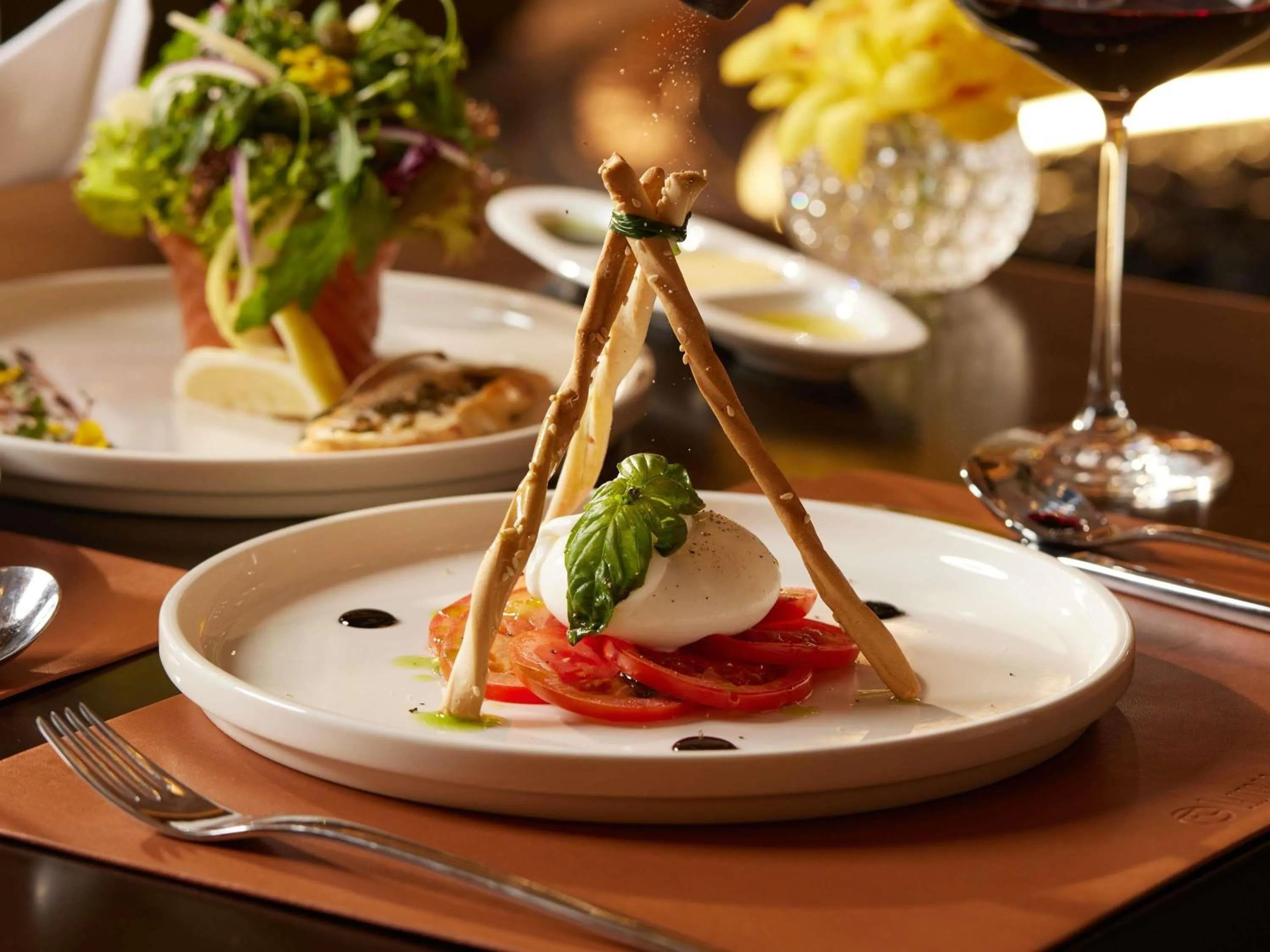 Restaurant/places to eat in Hotel de l'Opera Hanoi - MGallery