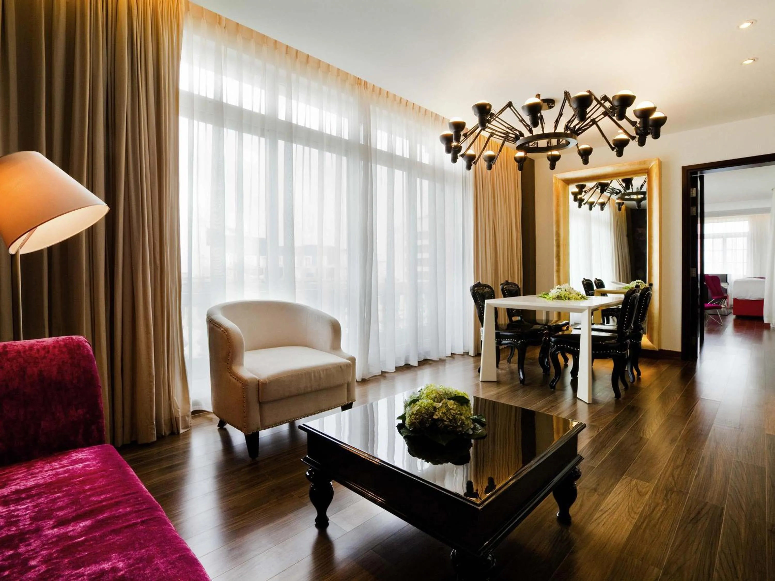 Photo of the whole room in Hotel de l'Opera Hanoi - MGallery
