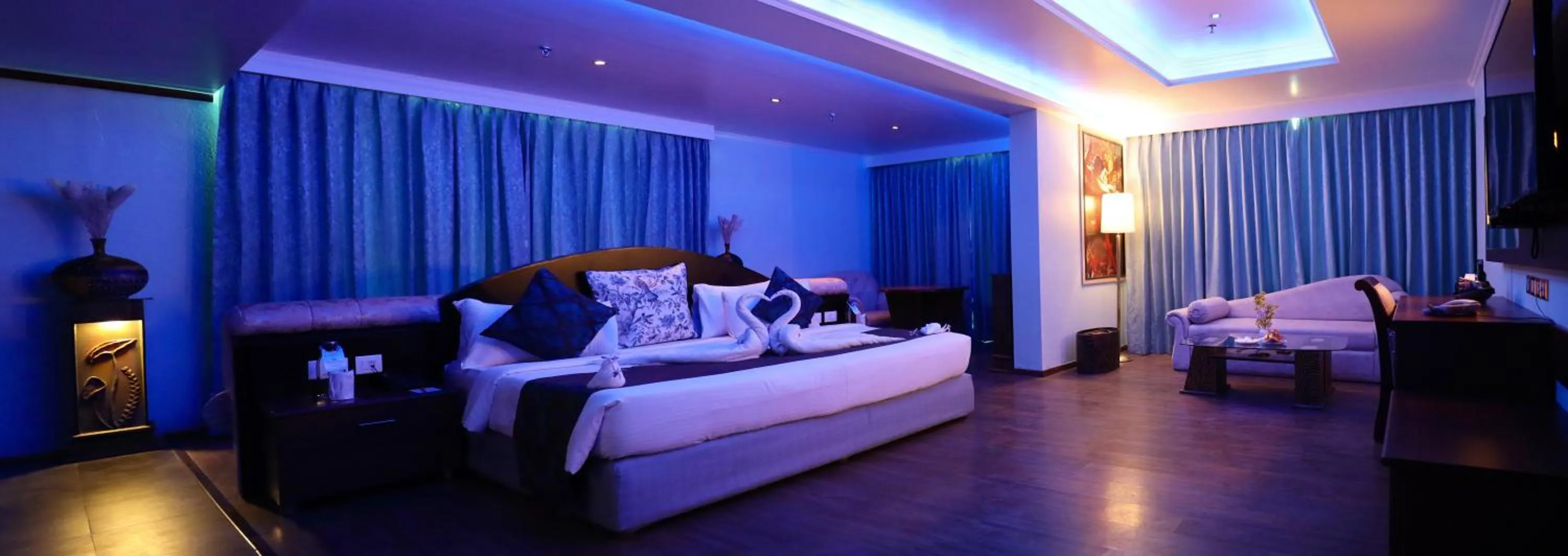 Bed in The Quilon Beach Hotel and Convention Center