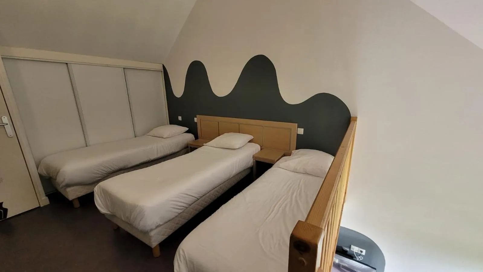 Bed in Gold Beach Hotel & RESIDENCE