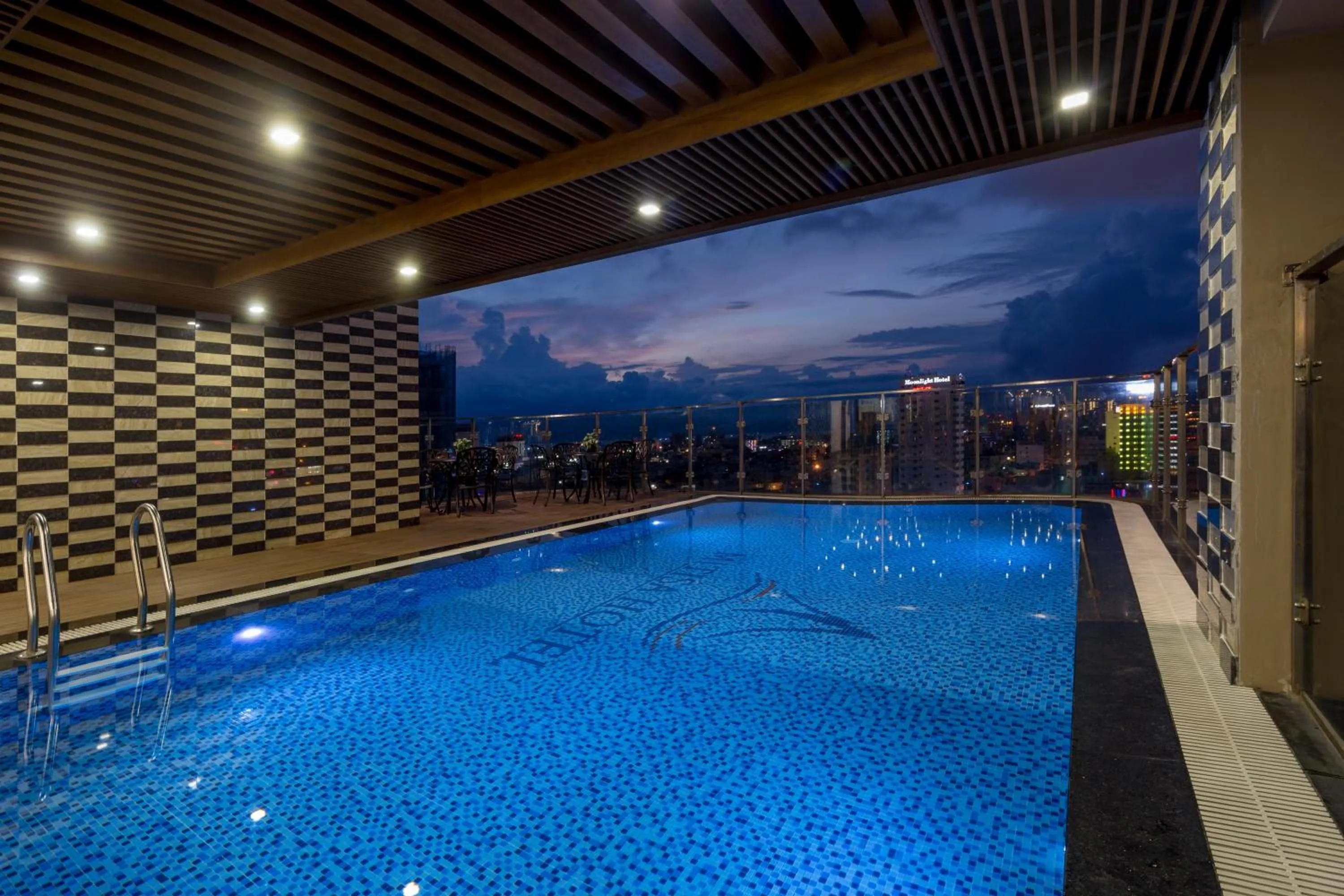 Swimming pool in Mitisa Hotel Da Nang - Near Dragon Bridge