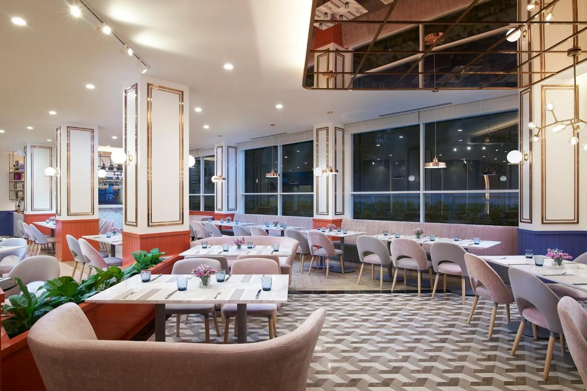 Restaurant/places to eat in Amari Don Muang Airport Bangkok