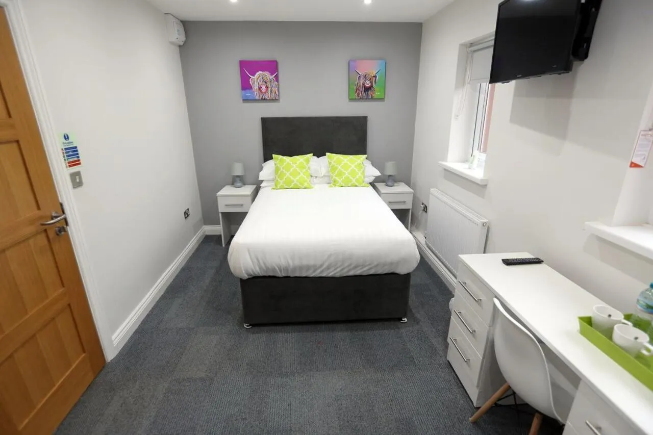 Bed in Hotel 52 Stanley