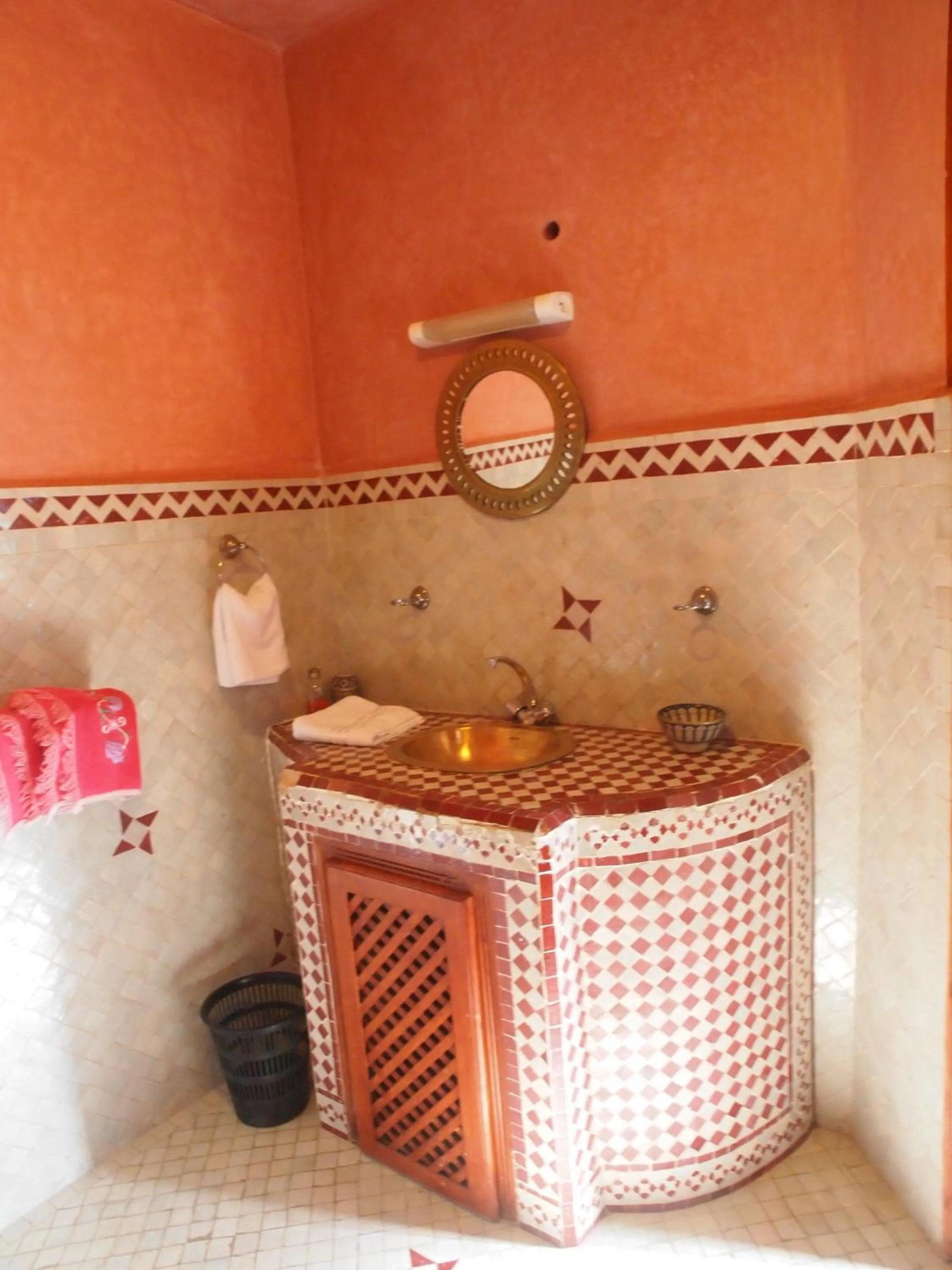 Bathroom in Riad Al khansaa