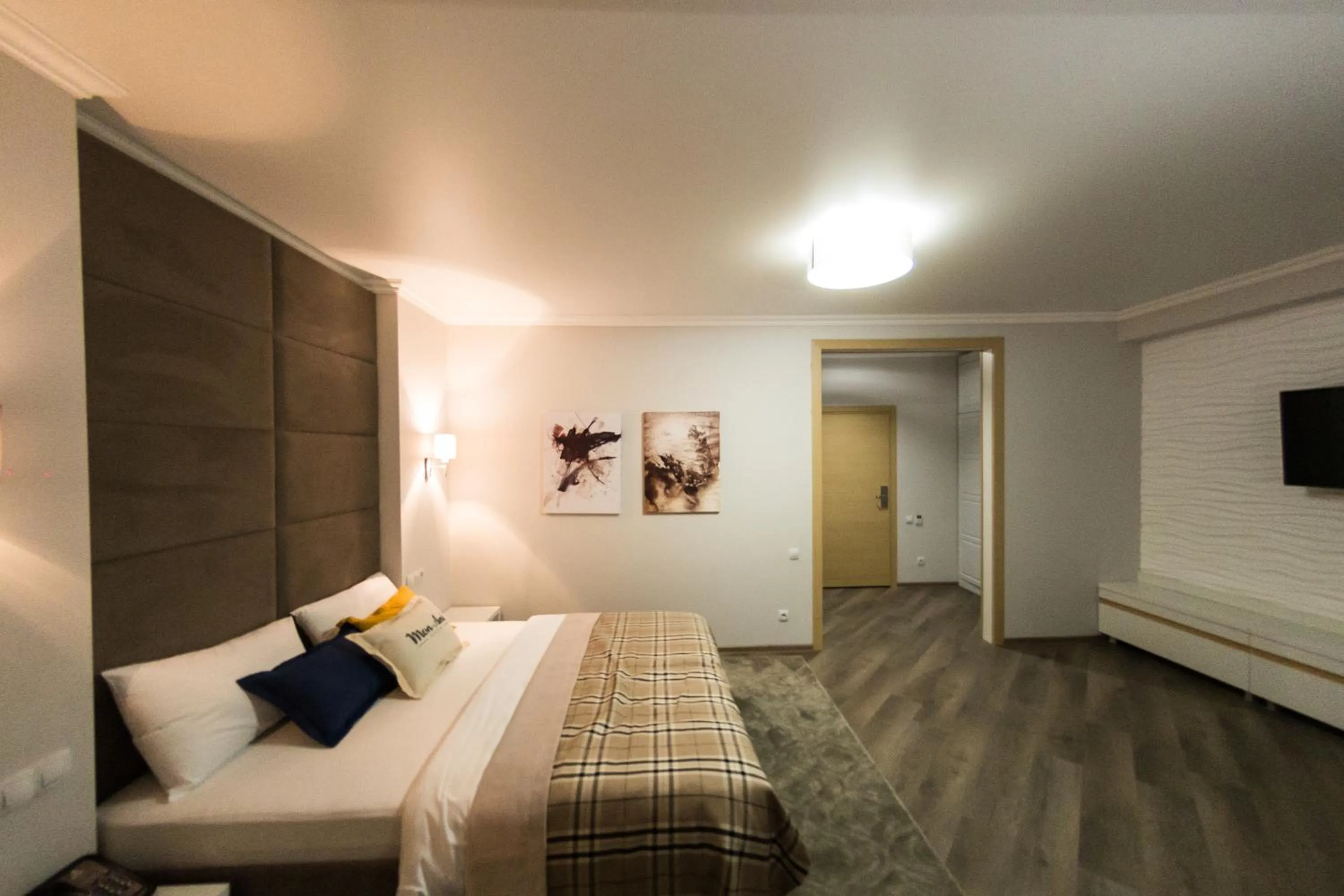 Bed in Mon Ami Villa