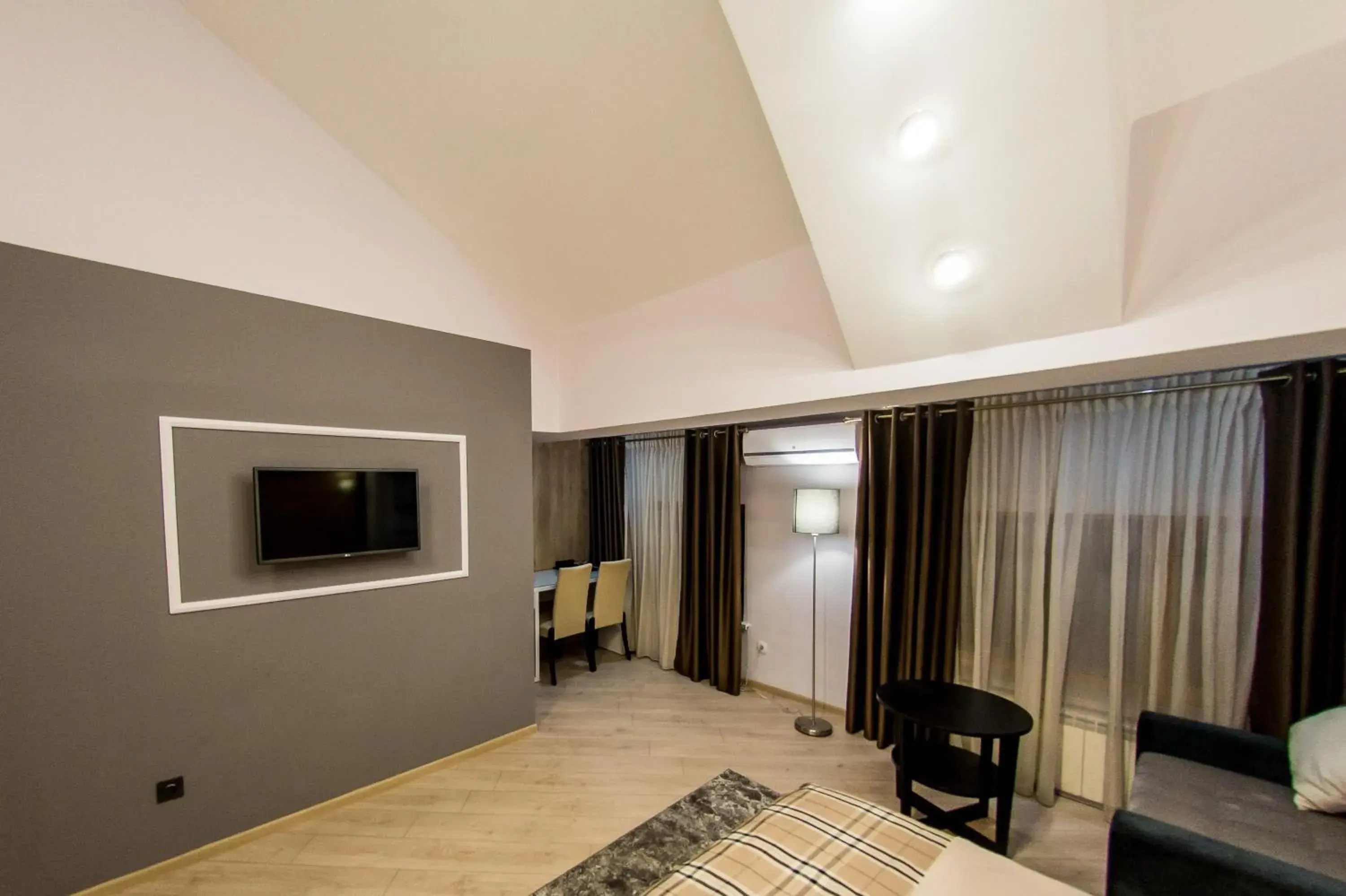 Superior Double Room in Mon Ami Villa Superior Double Room in Mon Ami Villa
