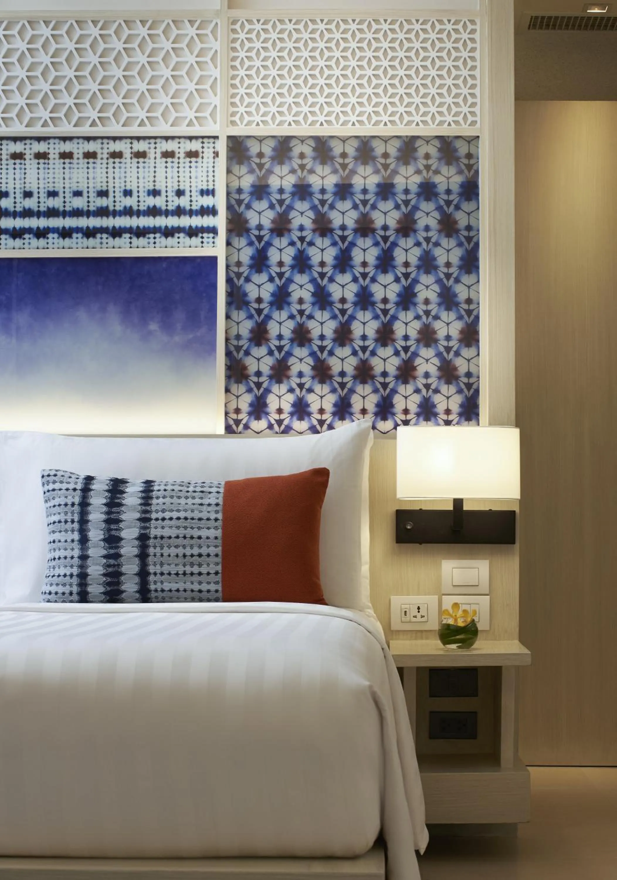 Photo of the whole room, Bed in Amari Pattaya