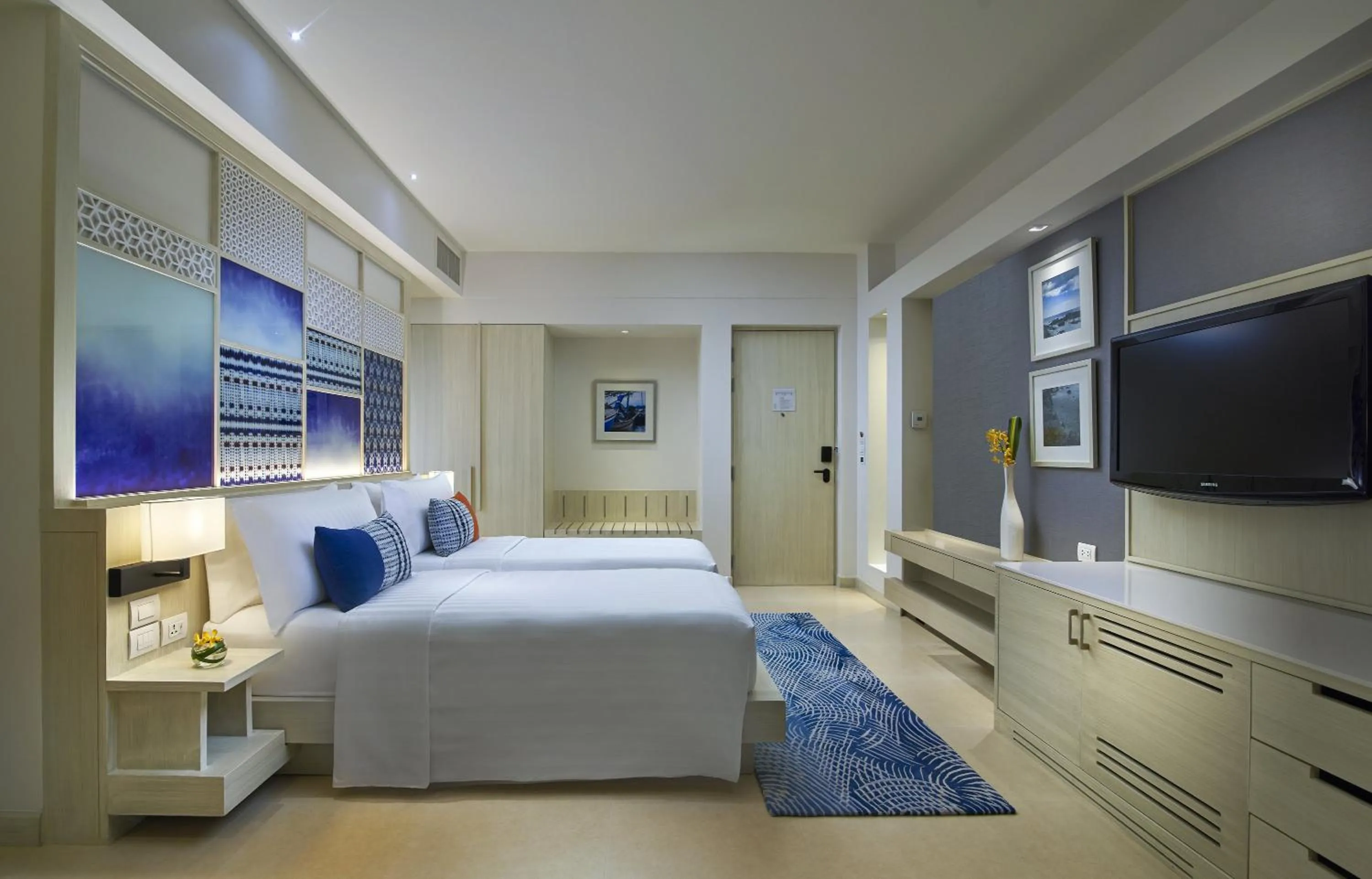 Photo of the whole room, Bed in Amari Pattaya