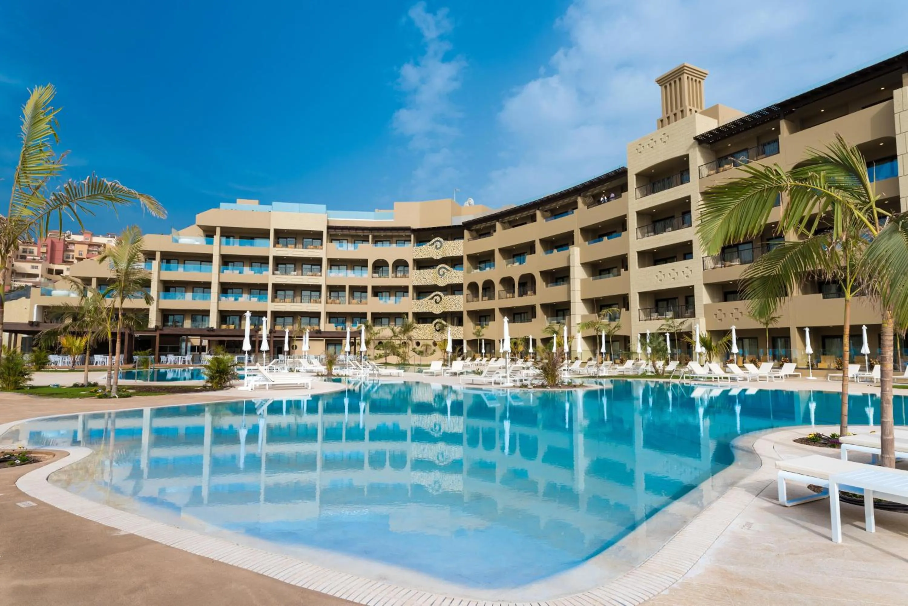 Swimming pool in GF Victoria