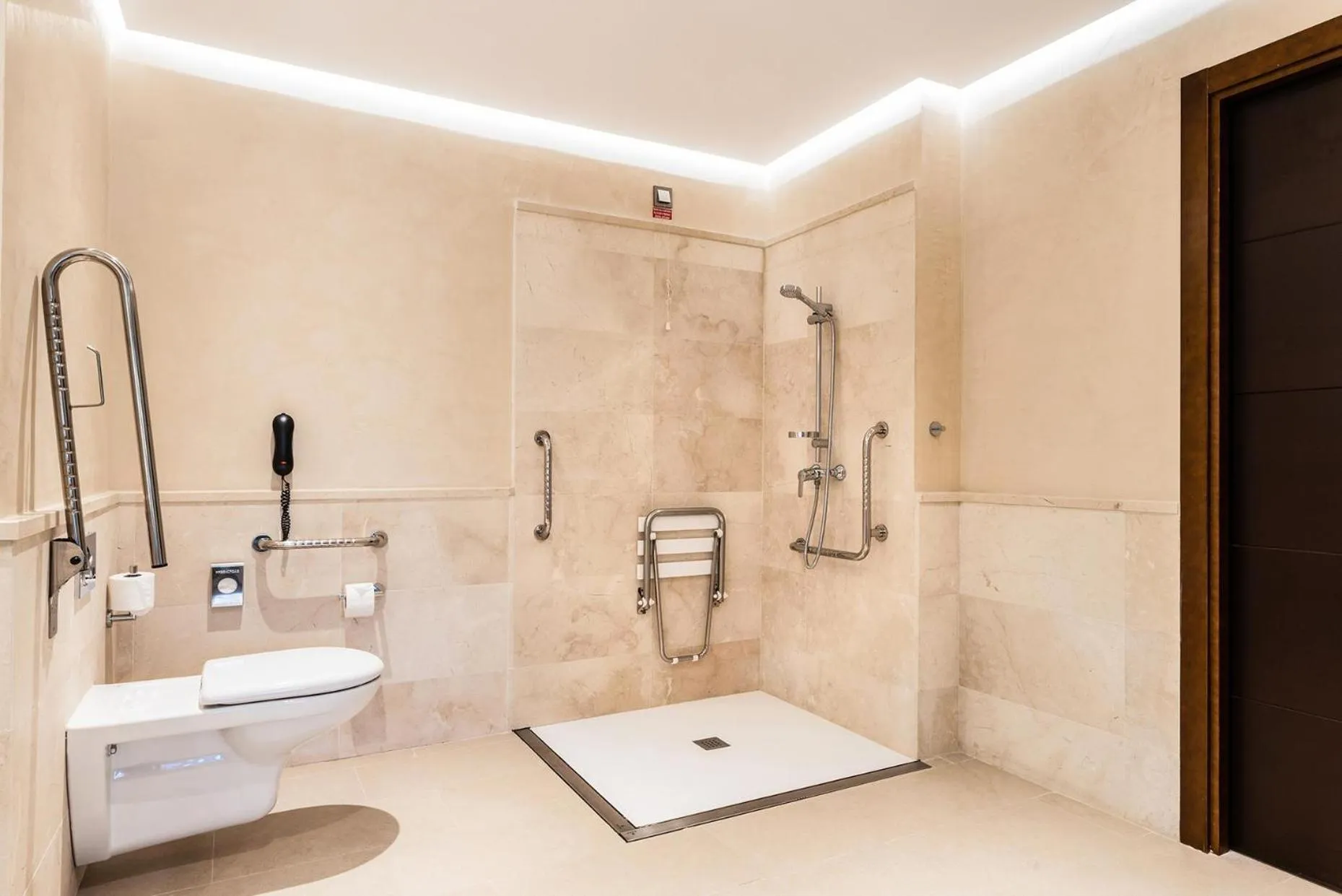 Bathroom in GF Victoria