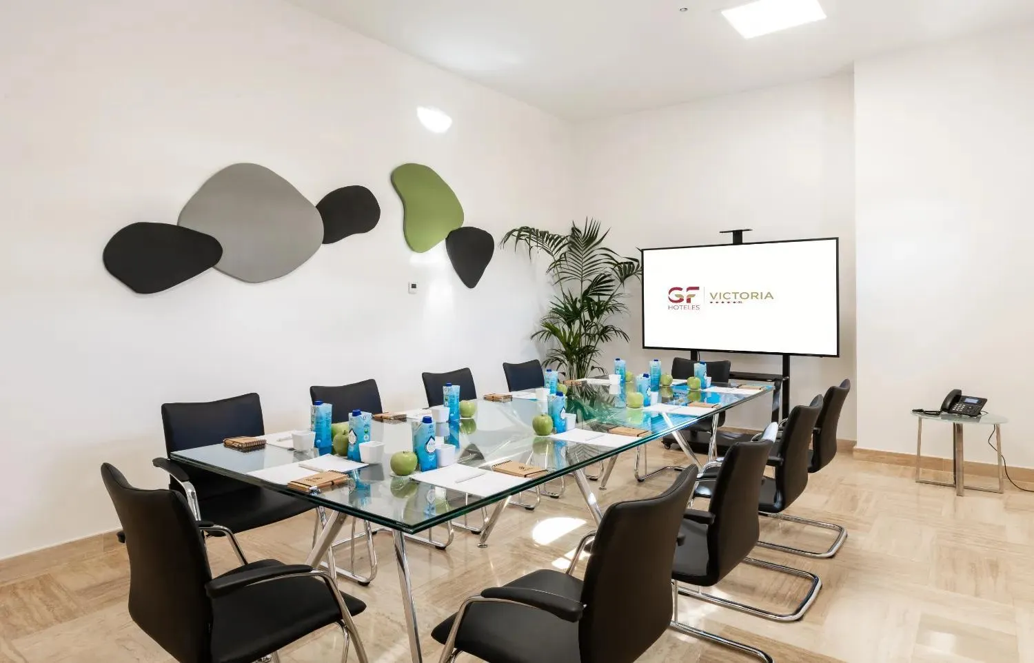 Meeting/conference room in GF Victoria
