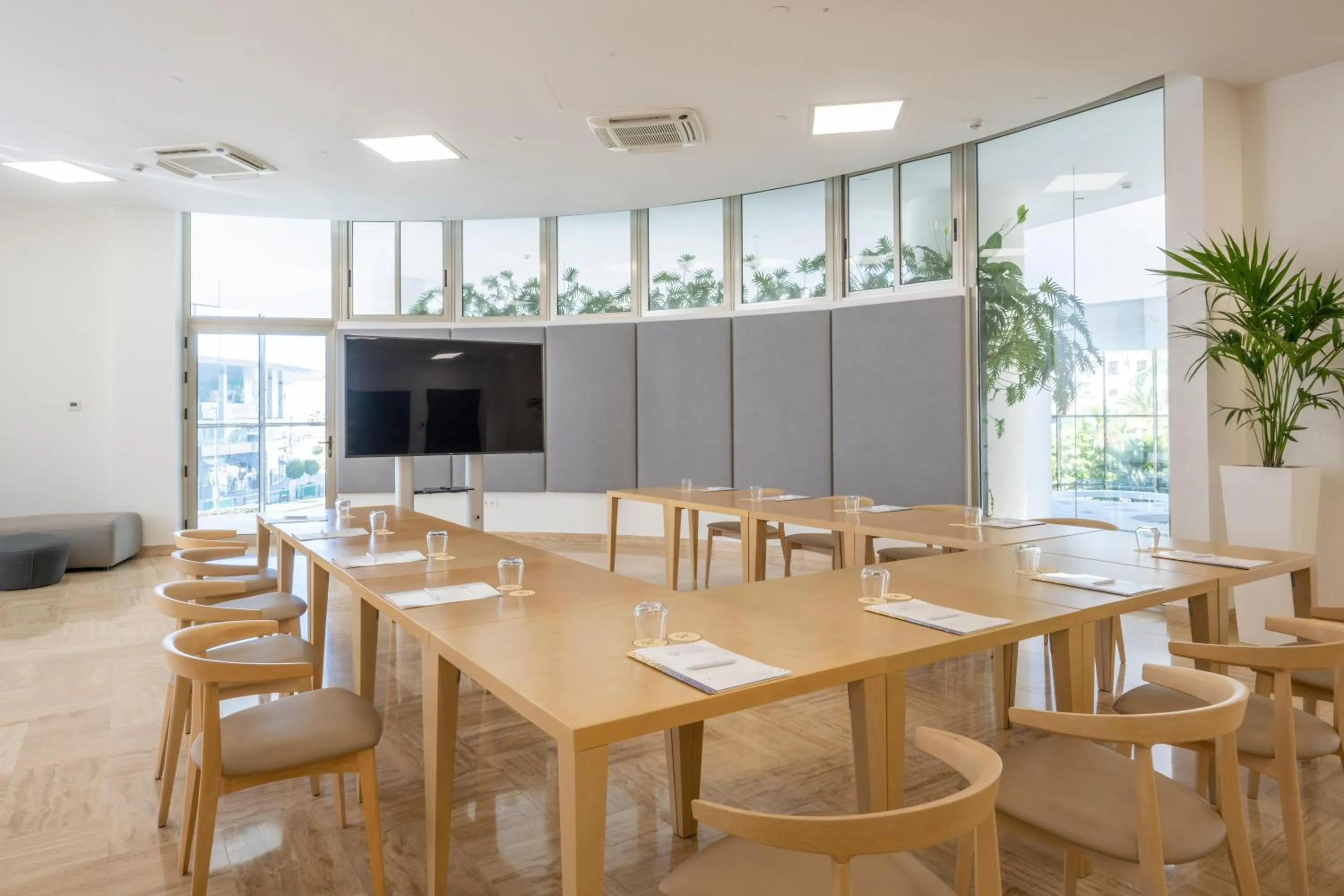 Meeting/conference room in GF Victoria